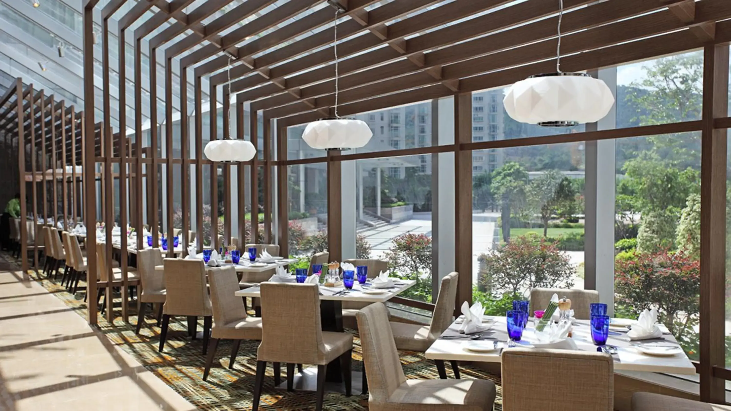 Restaurant/places to eat in Crowne Plaza Zhongshan Wing On City by IHG Restaurant/places to eat in Crowne Plaza Zhongshan Wing On City by IHG