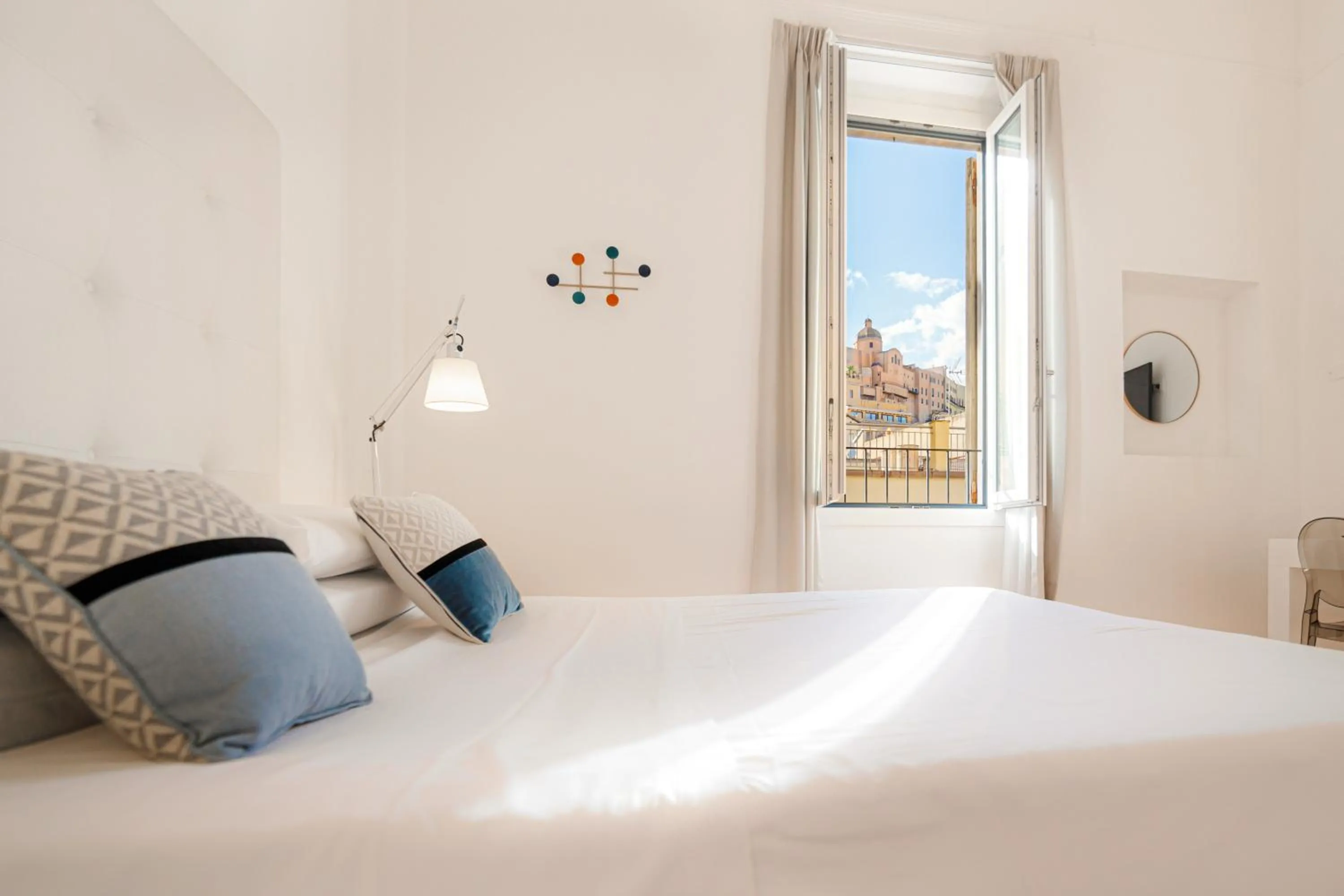 Deluxe Double Room with Castle View in PLEY Boutique Del Centro