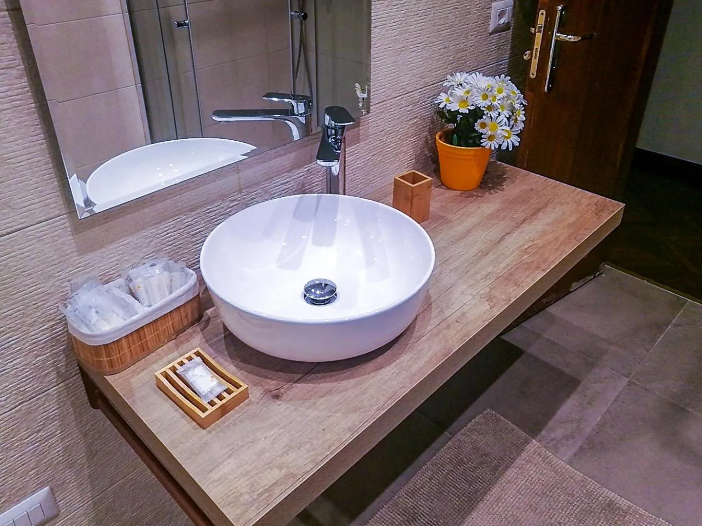 Bathroom in Melo Accommodations