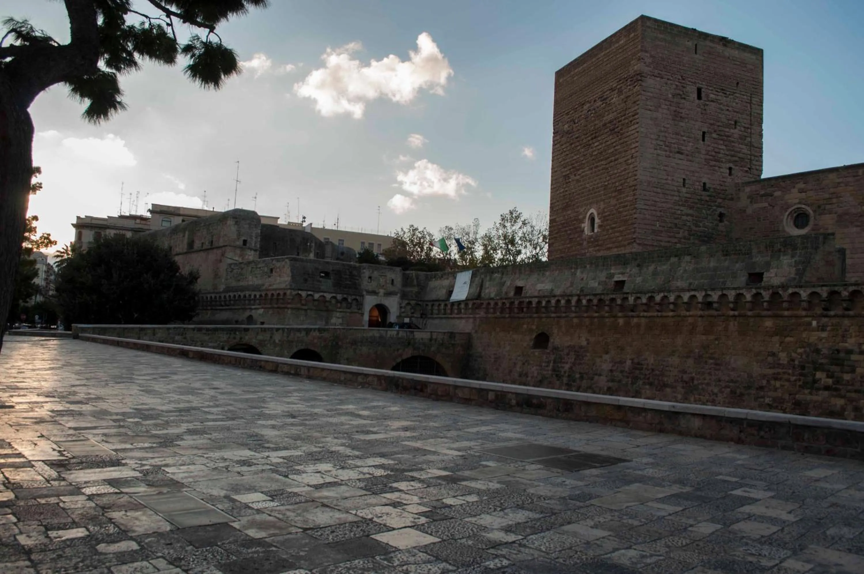 Nearby landmark in Melo Accommodations