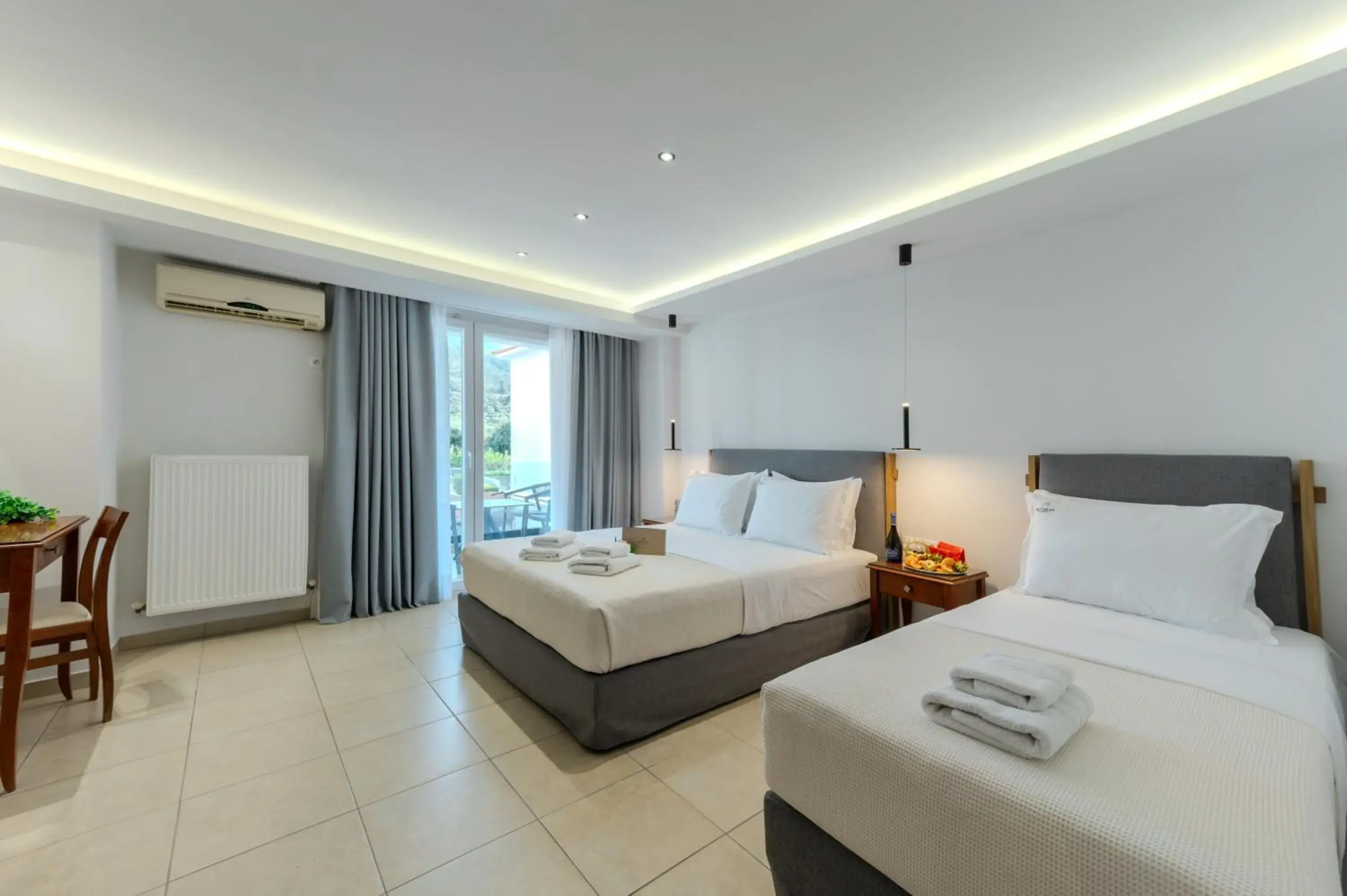 Superior Suite in Metsikas Residence Superior Suite in Metsikas Residence