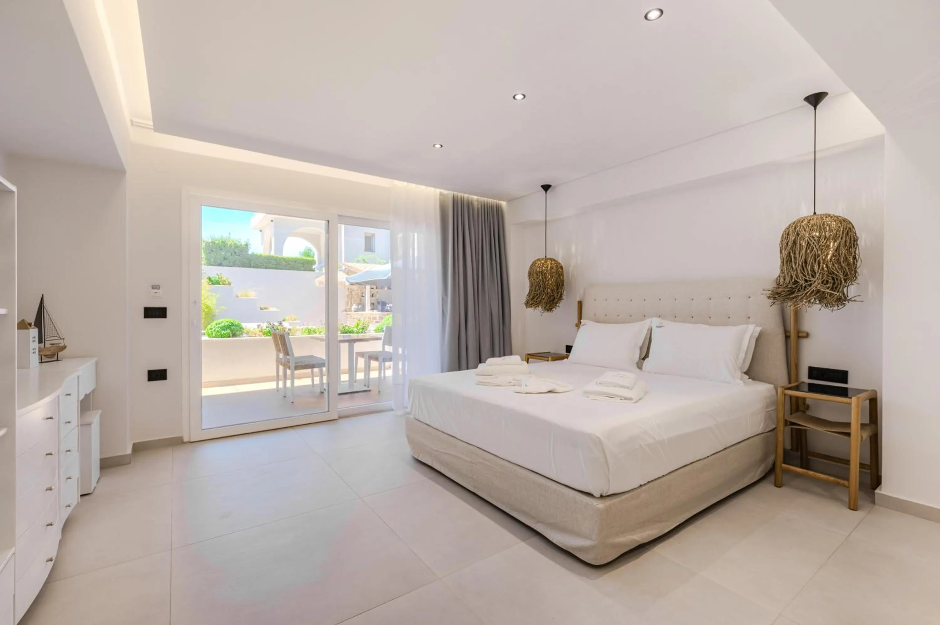 Bed in Metsikas Residence