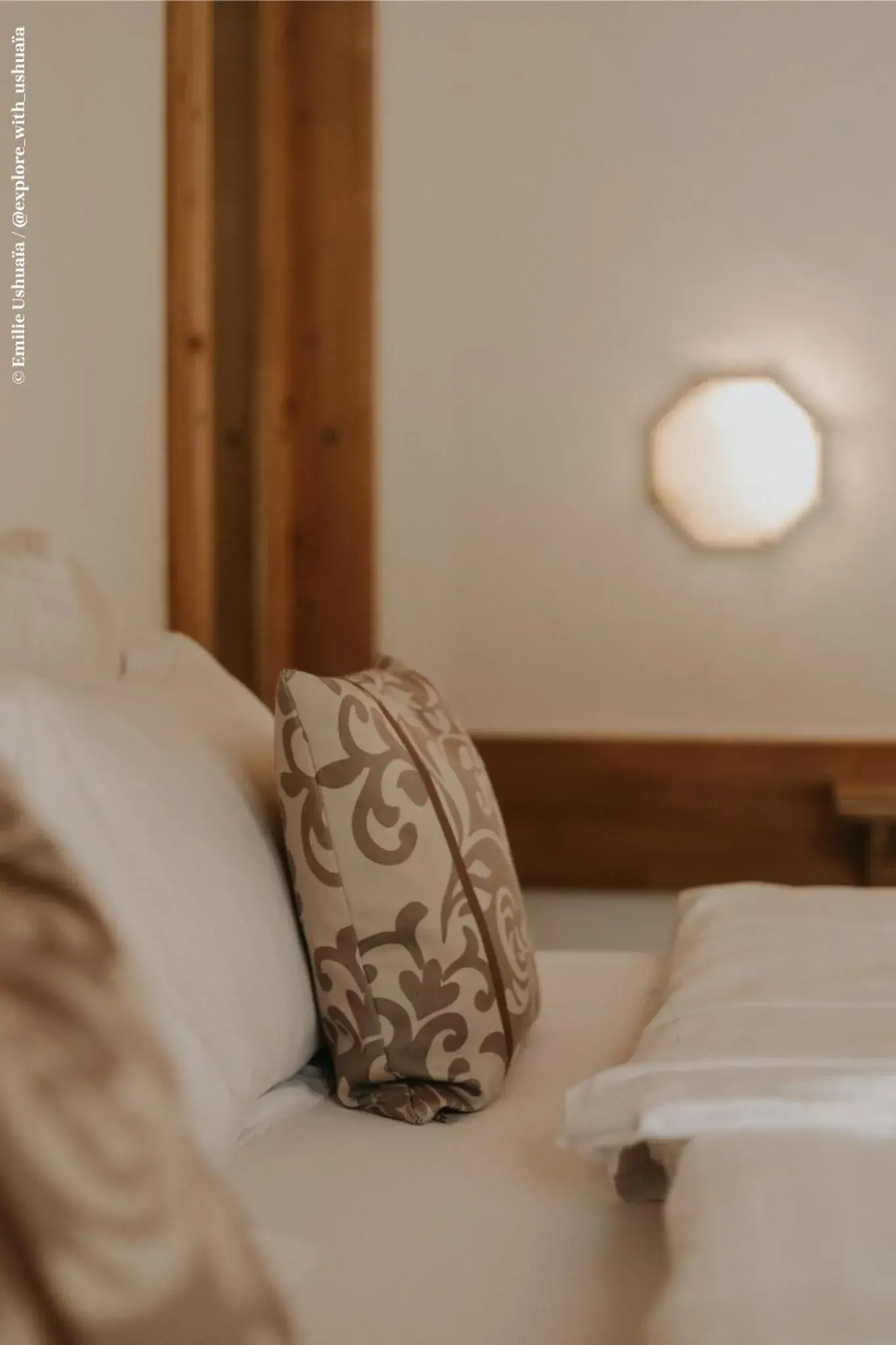 Double Room - single occupancy in Résidence le Sapin & Bains de la Gruyère Double Room - single occupancy in Résidence le Sapin & Bains de la Gruyère