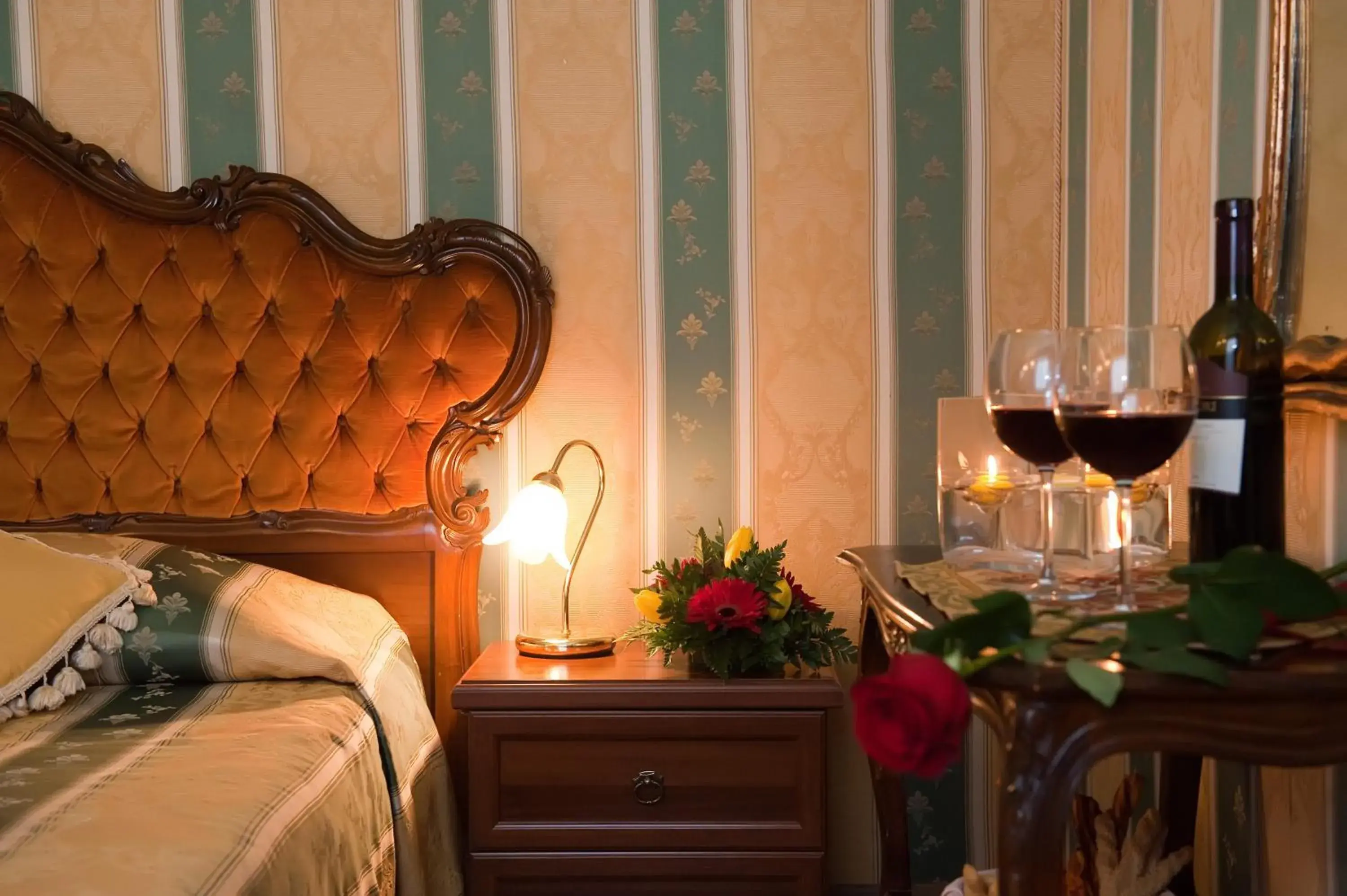 Decorative detail, Bed in Locanda Antico Fiore Decorative detail, Bed in Locanda Antico Fiore