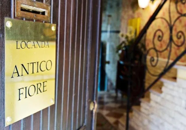 Facade/entrance in Locanda Antico Fiore