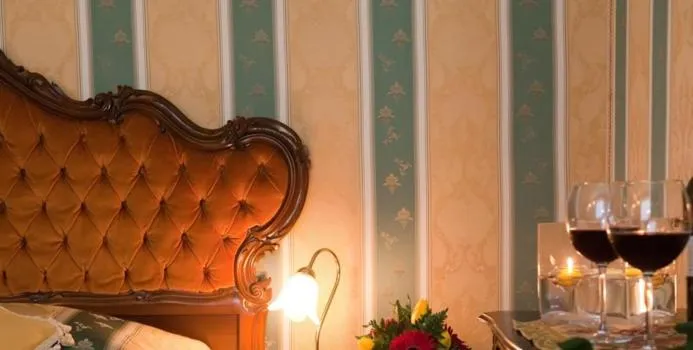 Decorative detail in Locanda Antico Fiore