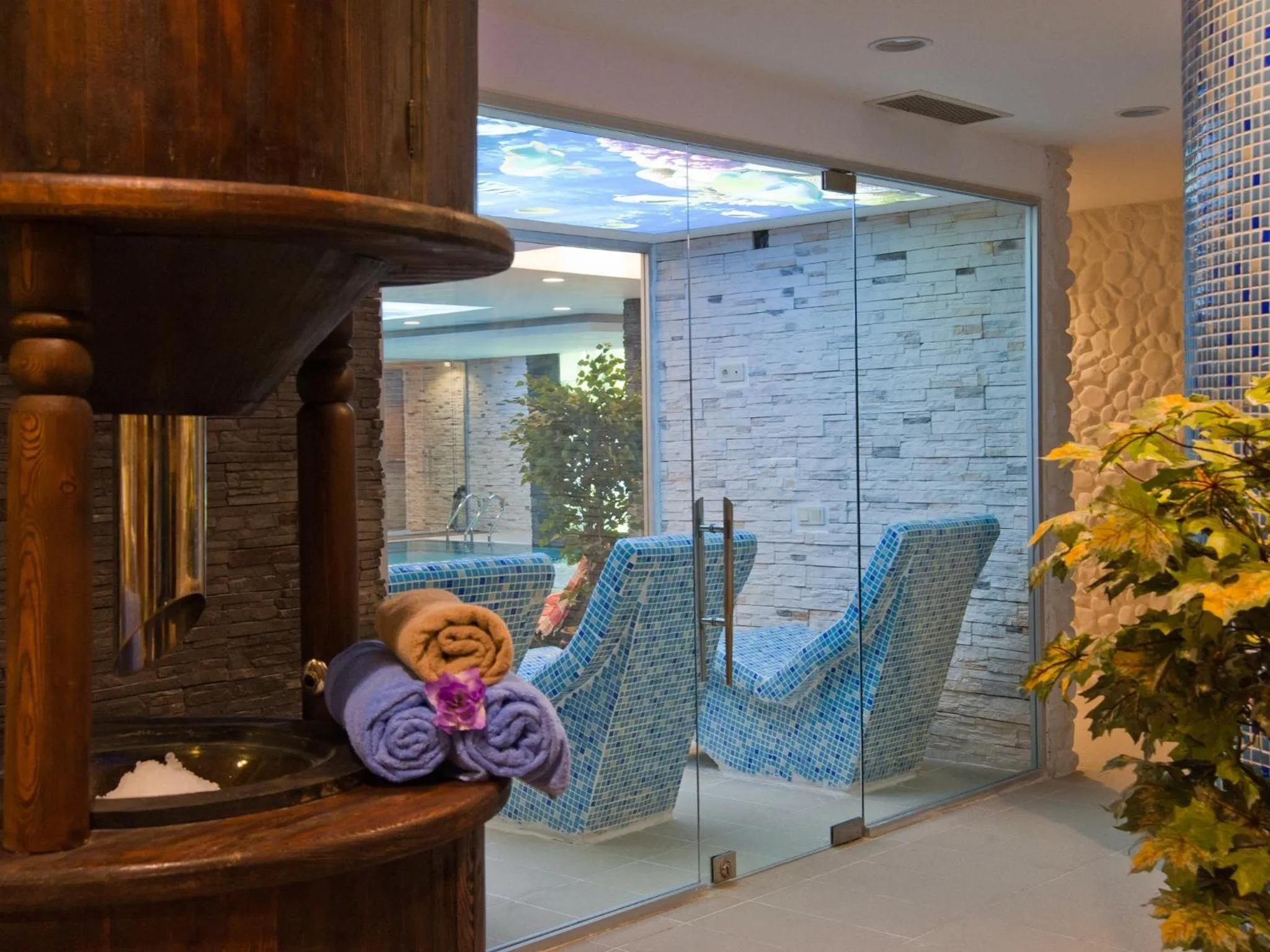 Spa and wellness centre/facilities in Elegance Resort Hotel & SPA Wellness-Aqua