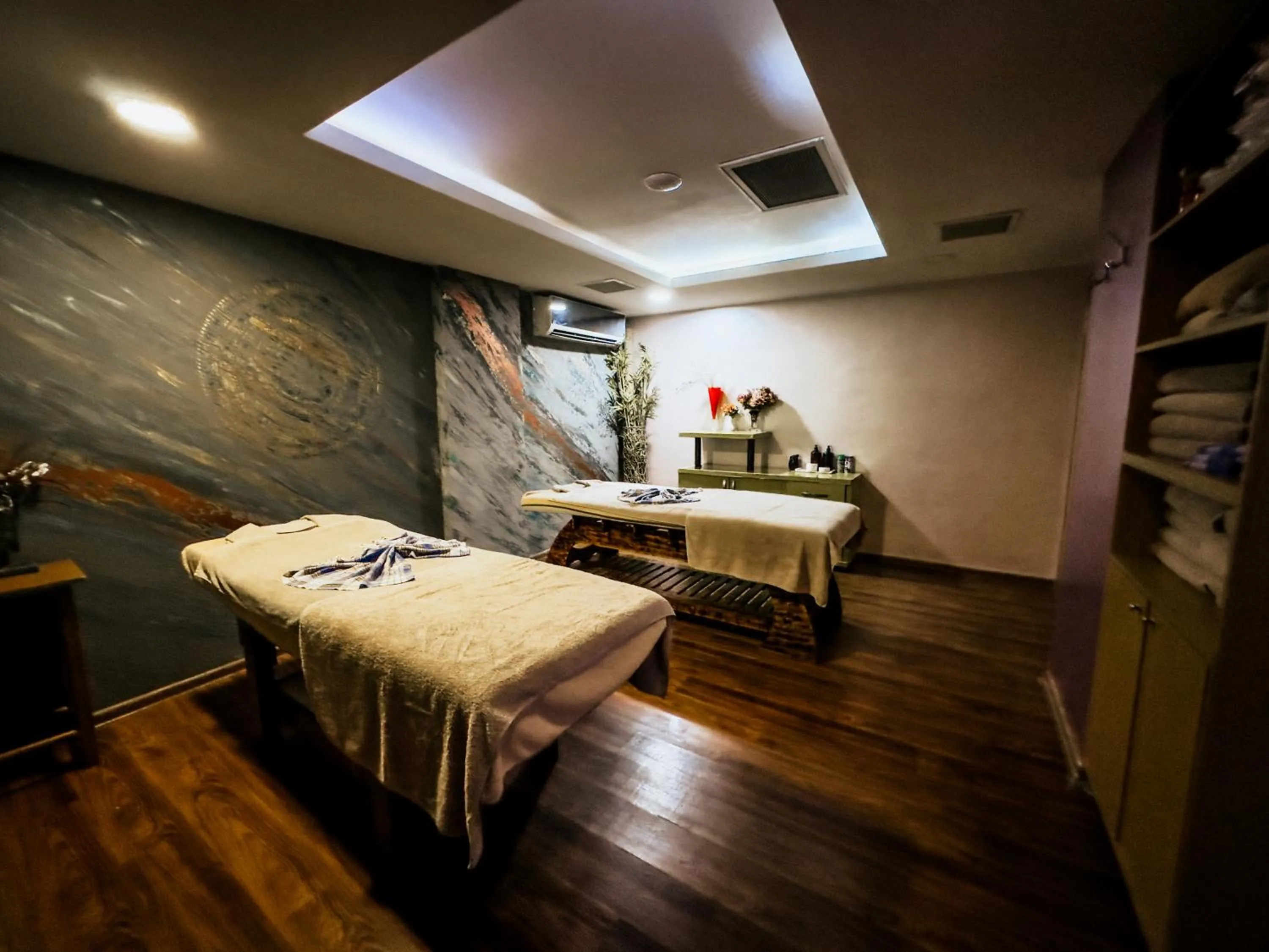 Bed in Elegance Resort Hotel & SPA Wellness-Aqua