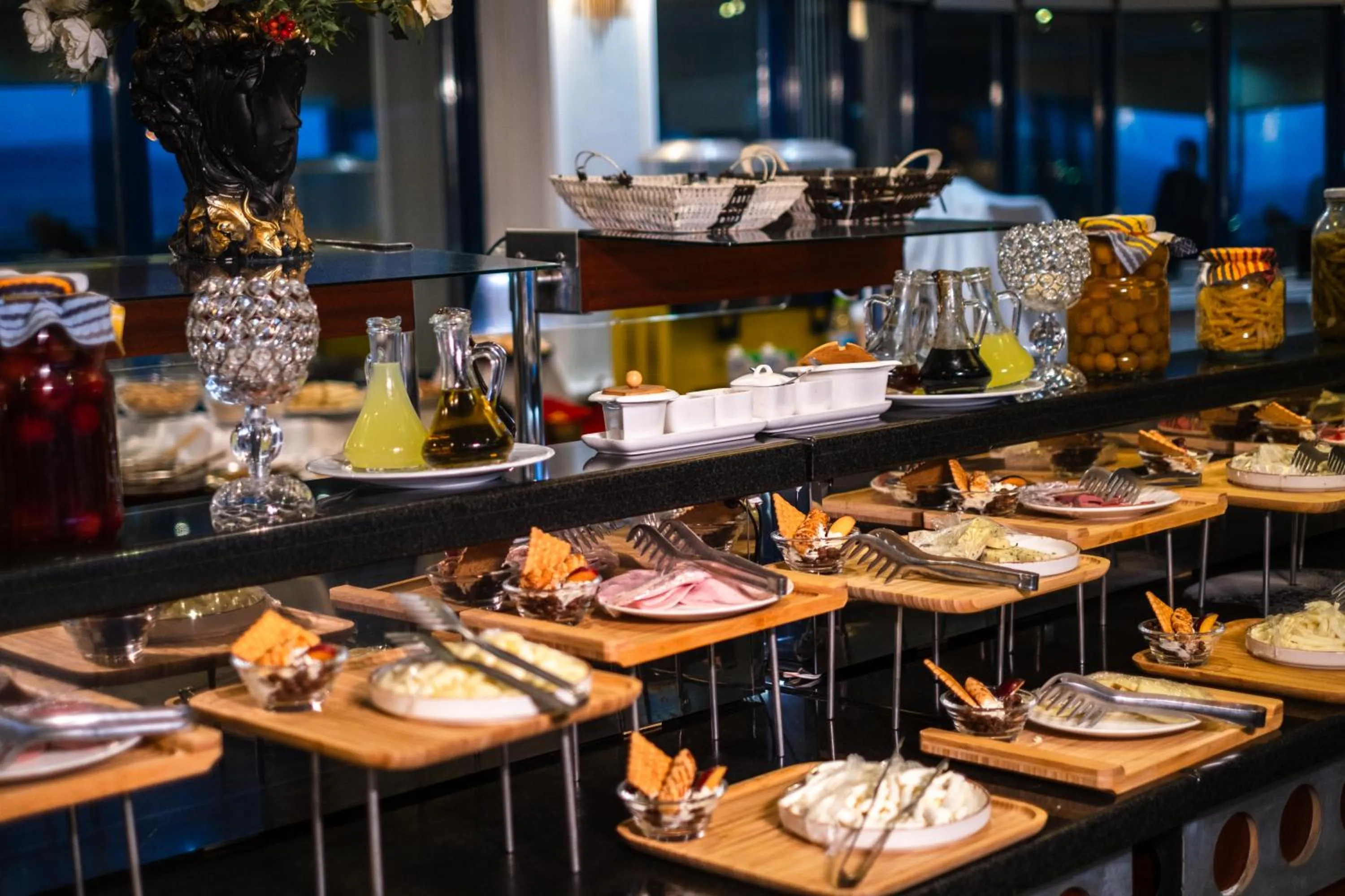 Breakfast in Elegance Resort Hotel & SPA Wellness-Aqua