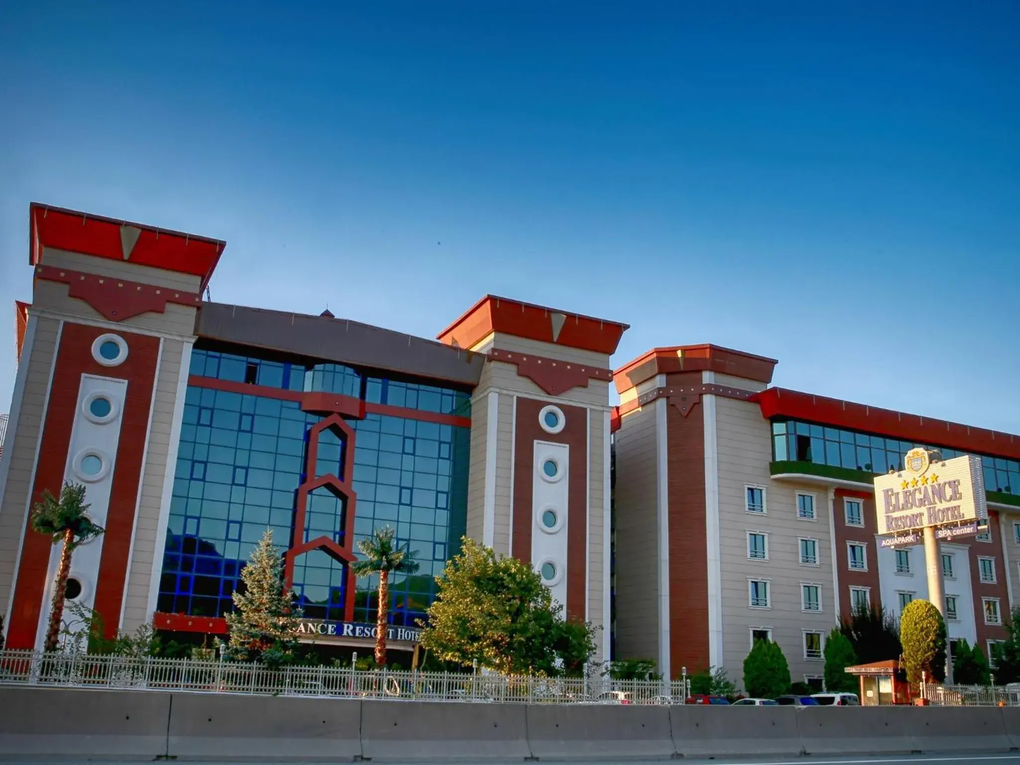 Facade/entrance in Elegance Resort Hotel & SPA Wellness-Aqua Facade/entrance in Elegance Resort Hotel & SPA Wellness-Aqua
