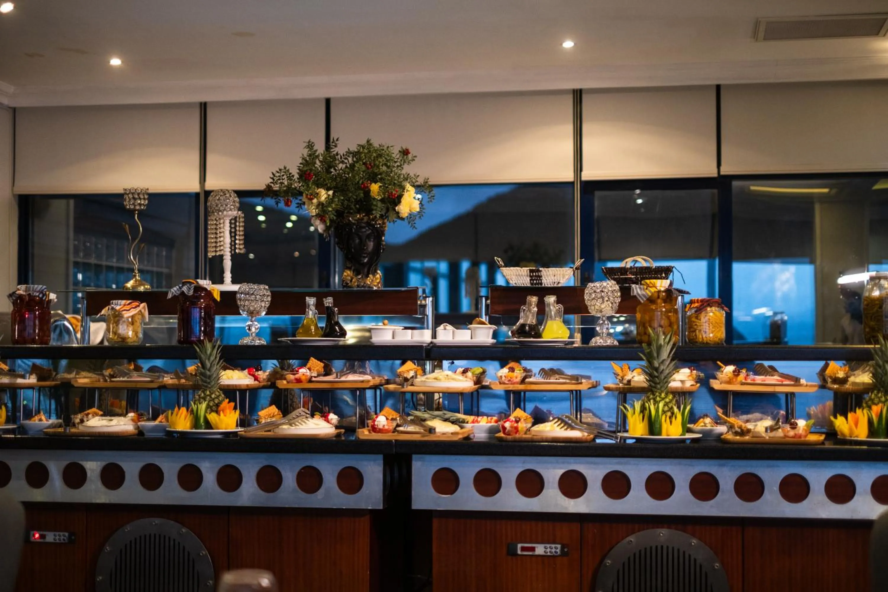 Buffet breakfast in Elegance Resort Hotel & SPA Wellness-Aqua