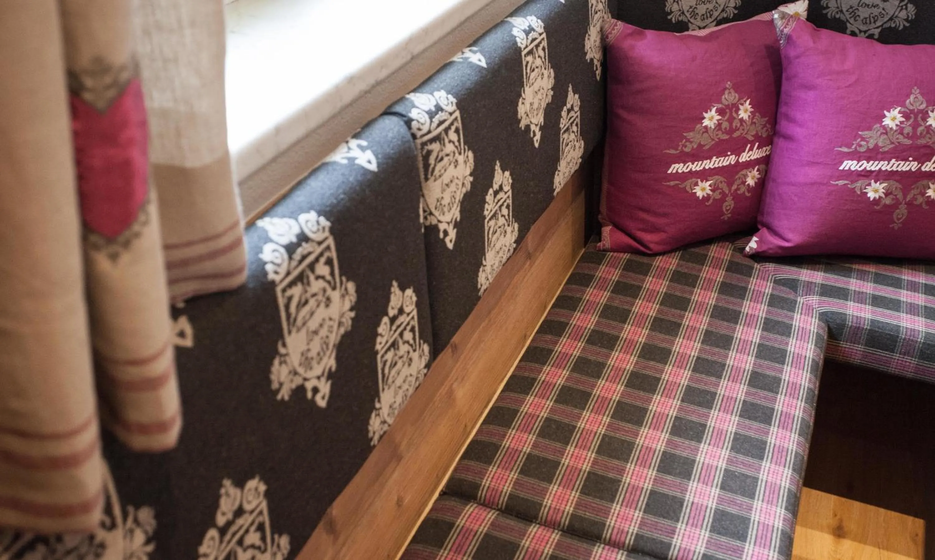 Living room, Bed in Apart Hotel Arno