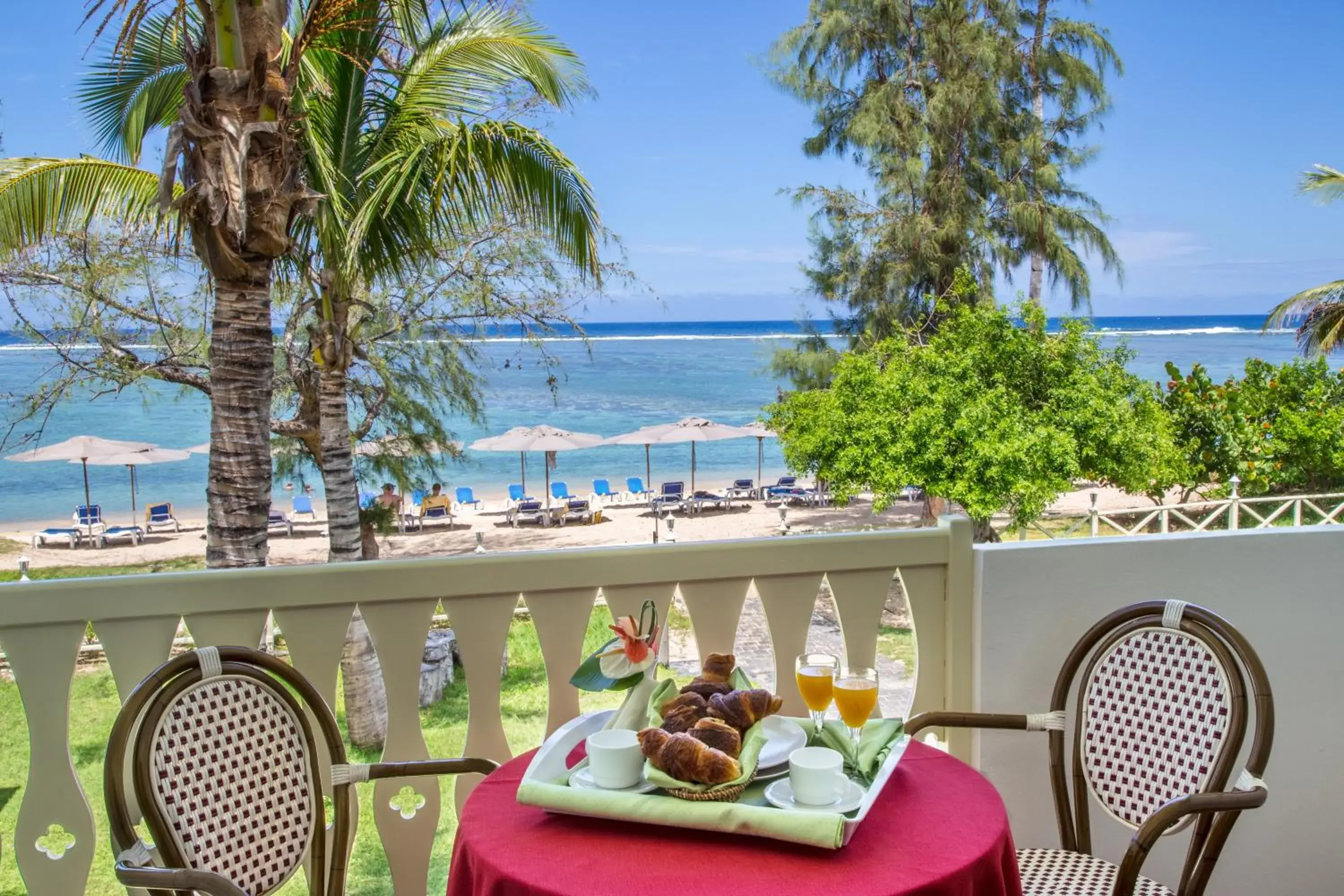 Superior Double Room with Sea View - single occupancy in Le Nautile Beachfront Superior Double Room with Sea View - single occupancy in Le Nautile Beachfront