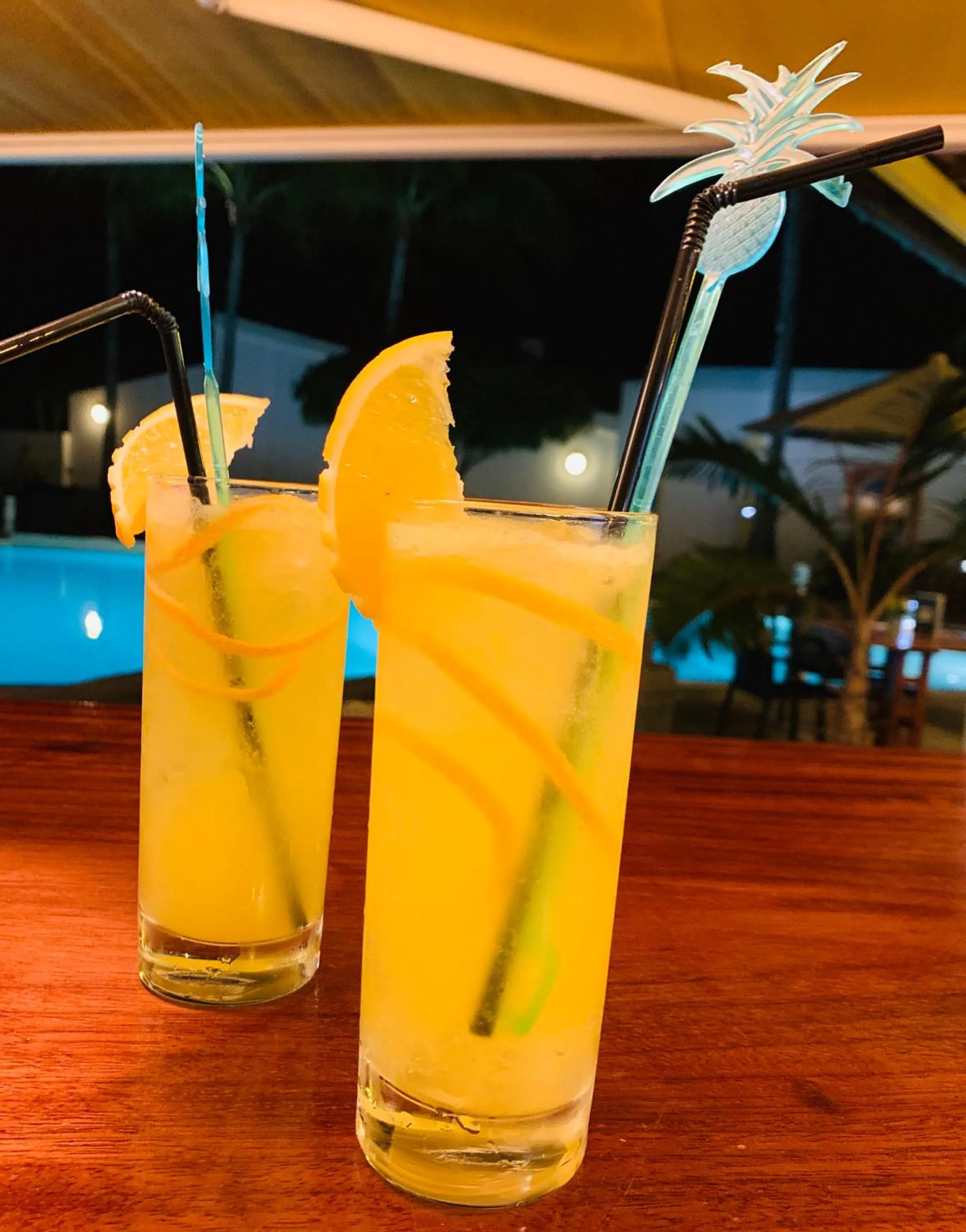 Restaurant/places to eat in Le Nautile Beachfront