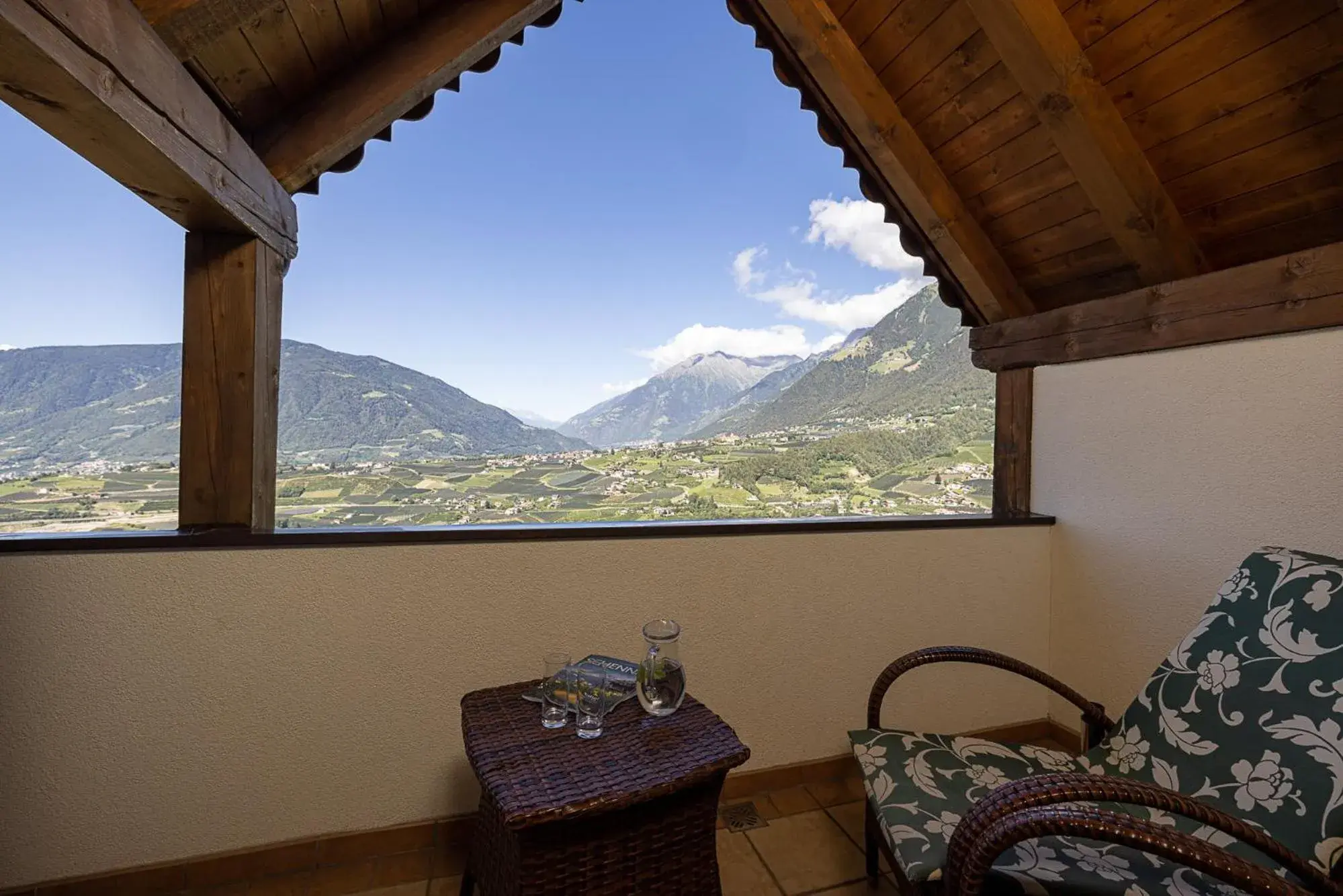 Loft Suite with Hot Tub in Hotel Finkennest - Panoramic Garden Resort Loft Suite with Hot Tub in Hotel Finkennest - Panoramic Garden Resort