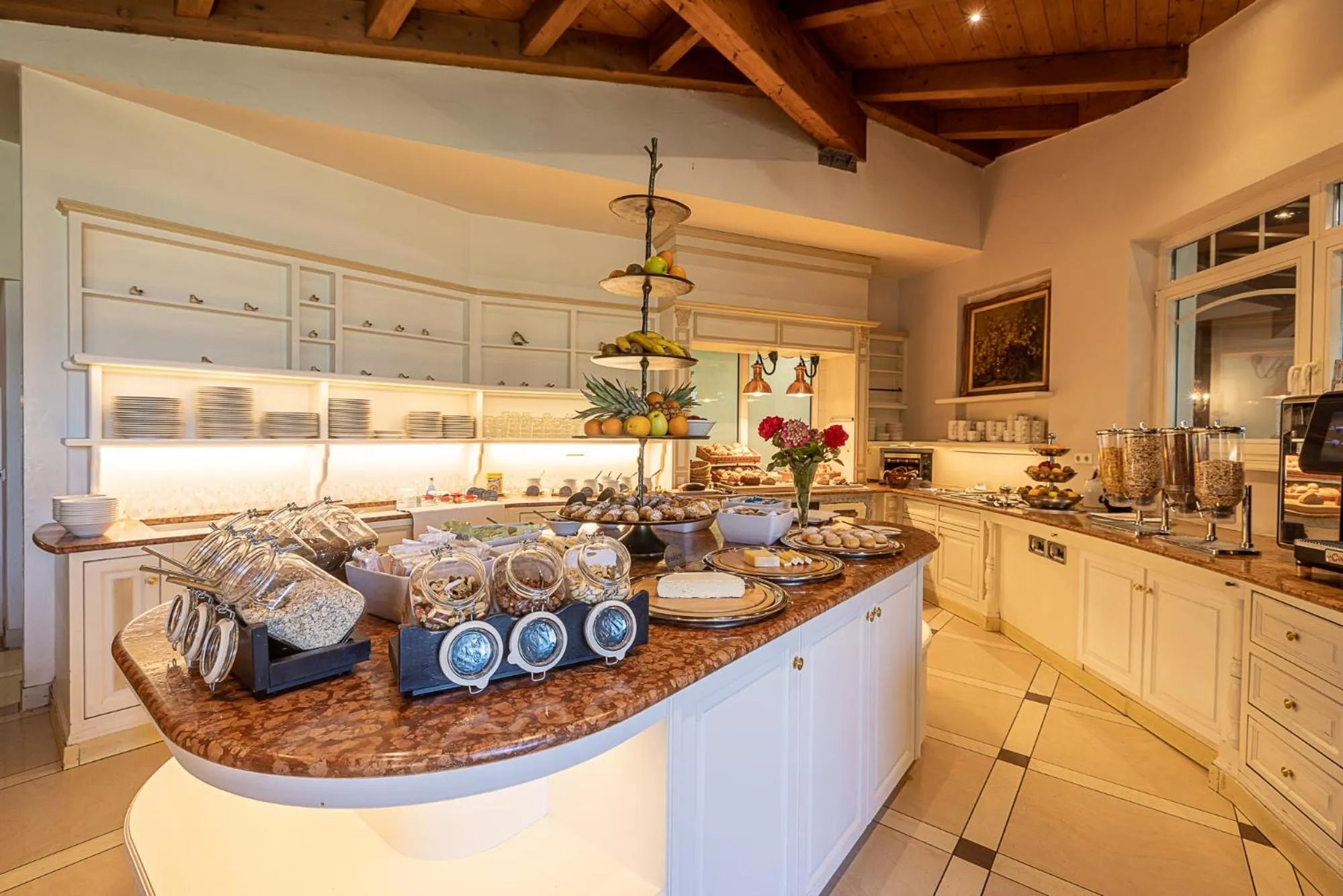 Buffet breakfast in Hotel Finkennest - Panoramic Garden Resort