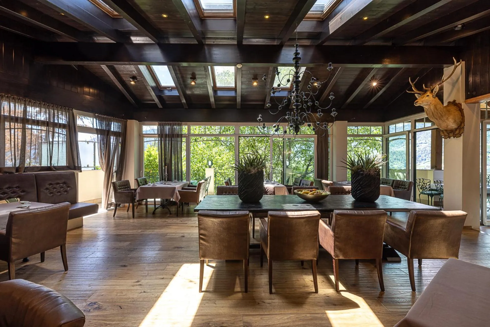 Restaurant/places to eat in Hotel Finkennest - Panoramic Garden Resort