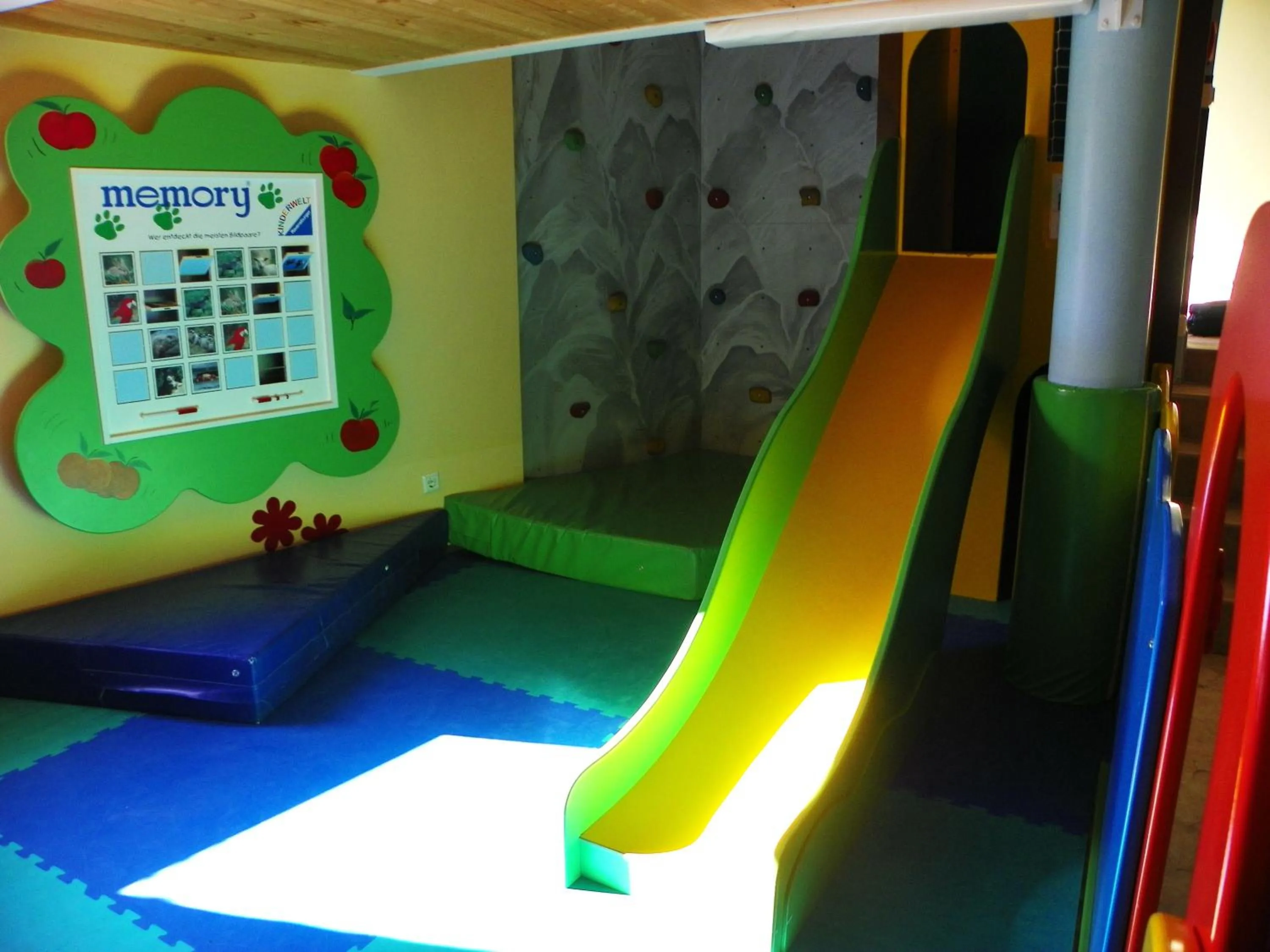Children play ground in Hotel Finkennest - Panoramic Garden Resort