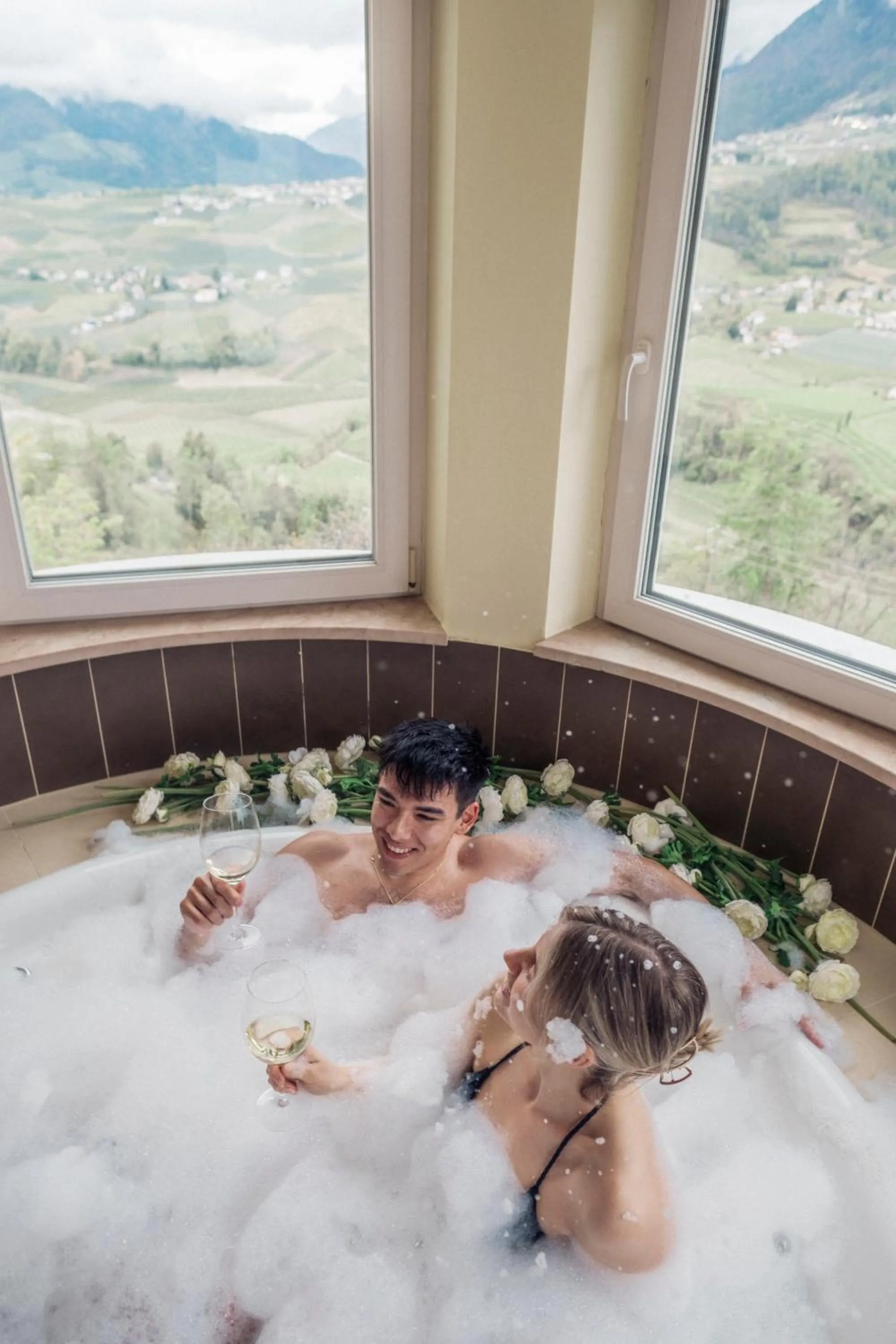 Hot Tub in Hotel Finkennest - Panoramic Garden Resort