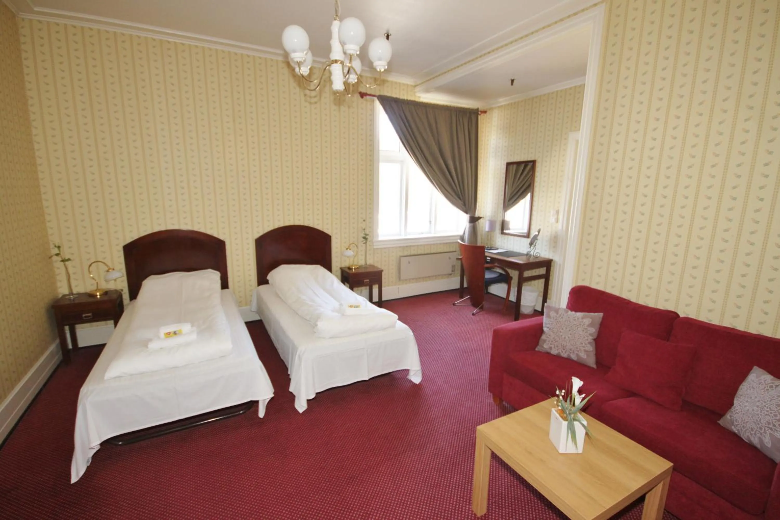 Bedroom, Bed in Sauda Fjordhotell