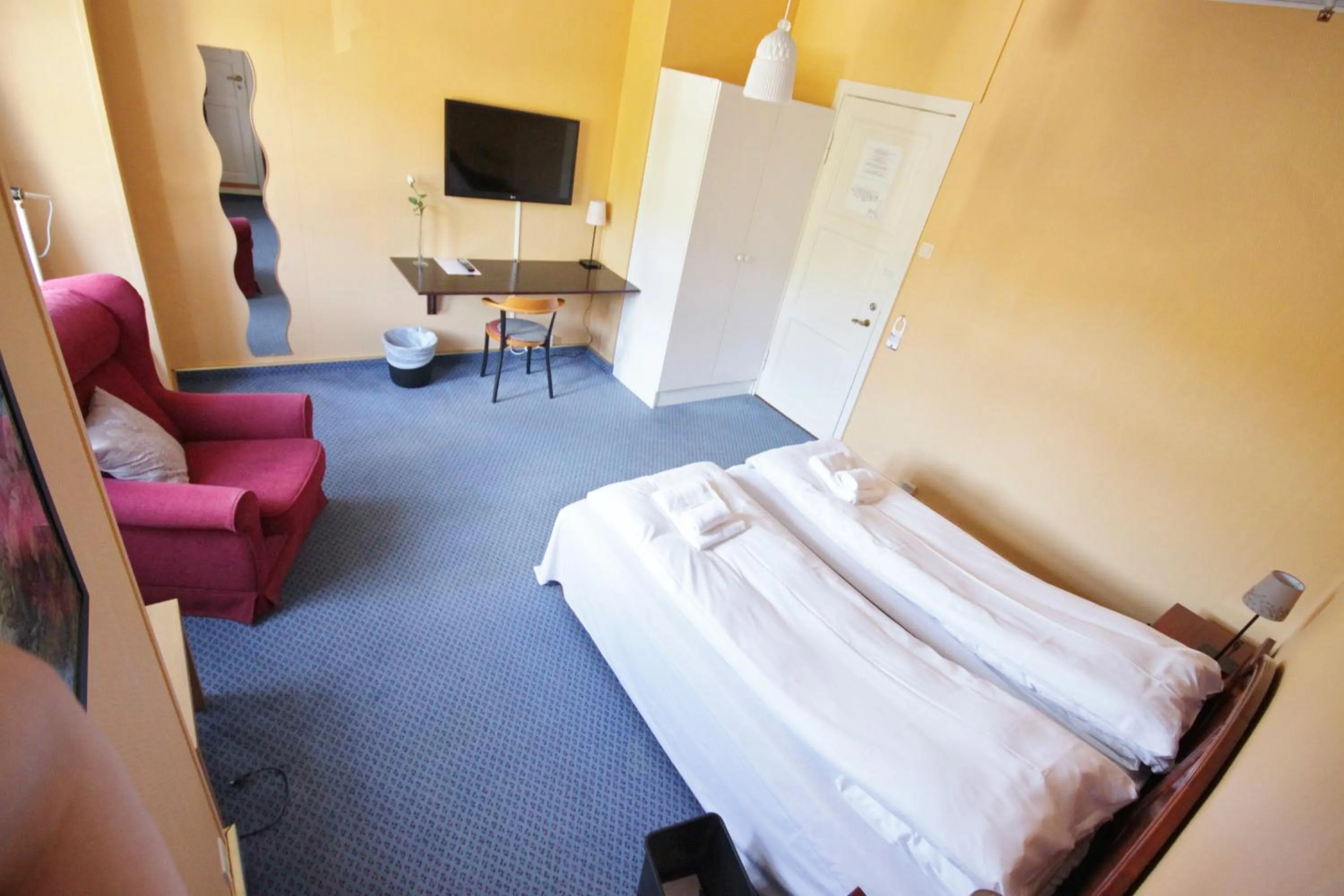 Bedroom, Bed in Sauda Fjordhotell