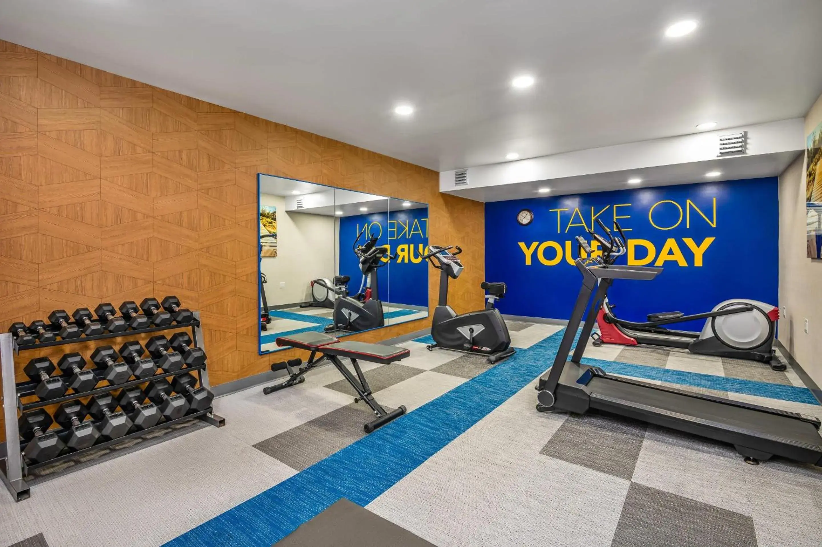 Fitness centre/facilities in Comfort Inn & Suites Fitness centre/facilities in Comfort Inn & Suites