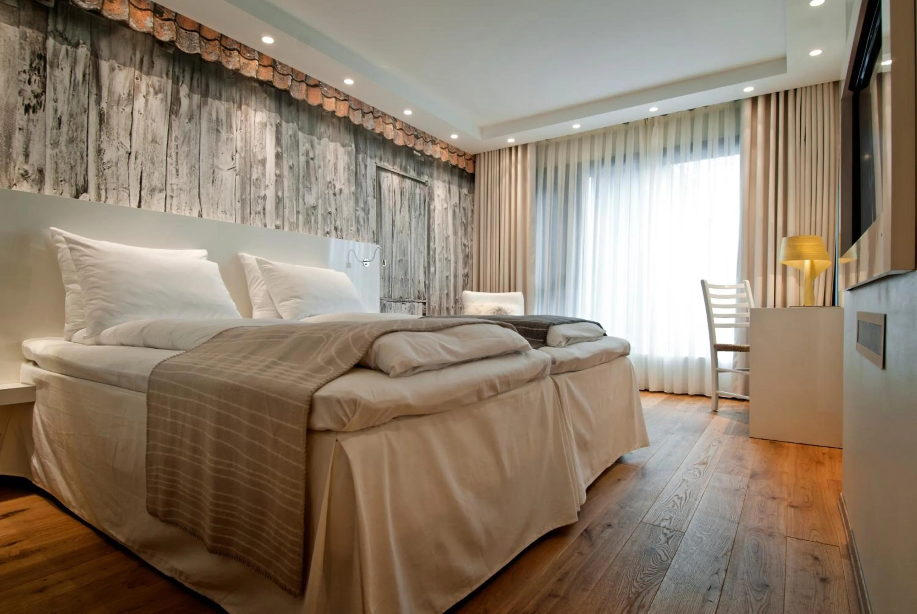 Shower, Bed in Panorama Hotell & Resort