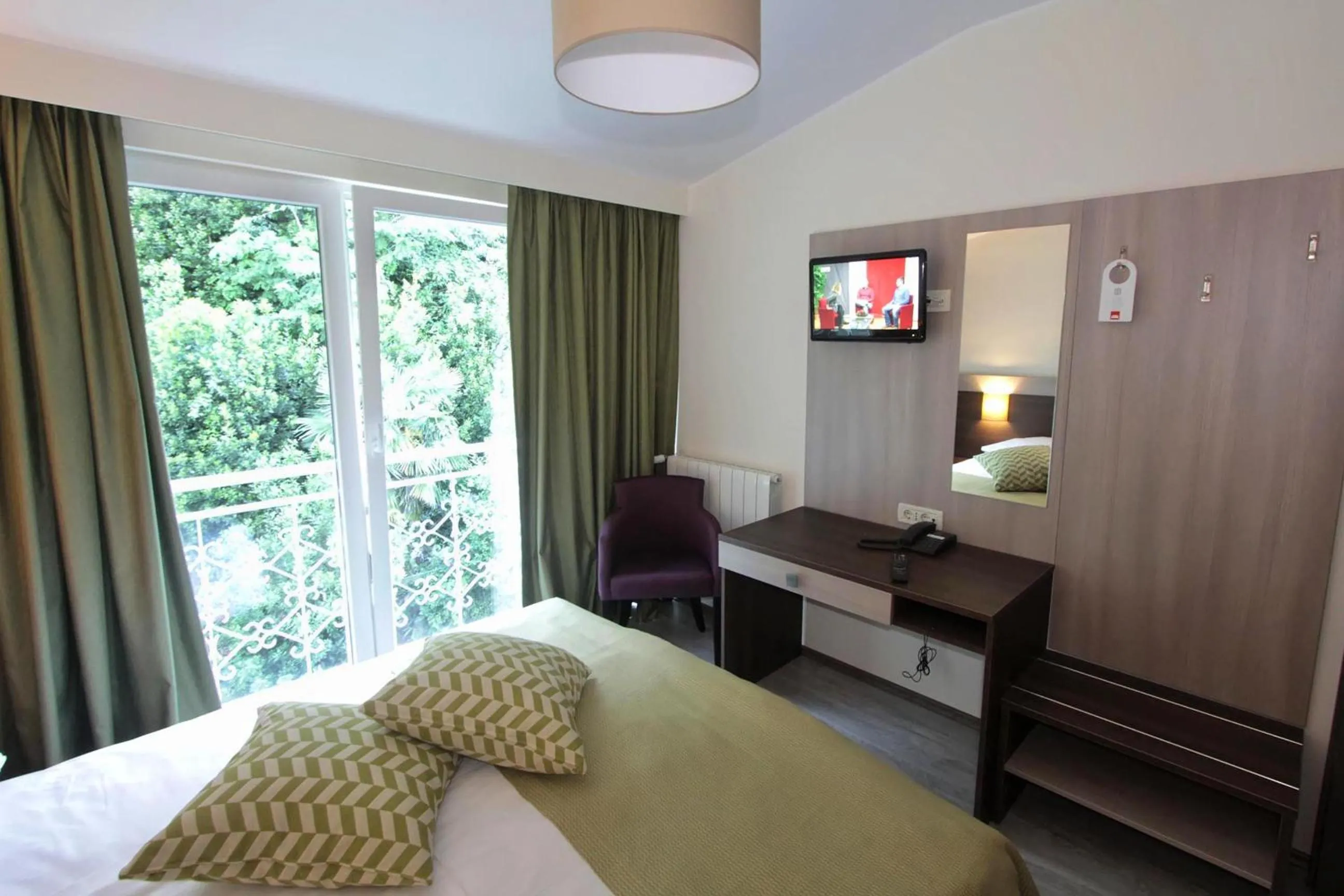 Bedroom, Bed in Hotel Stanger