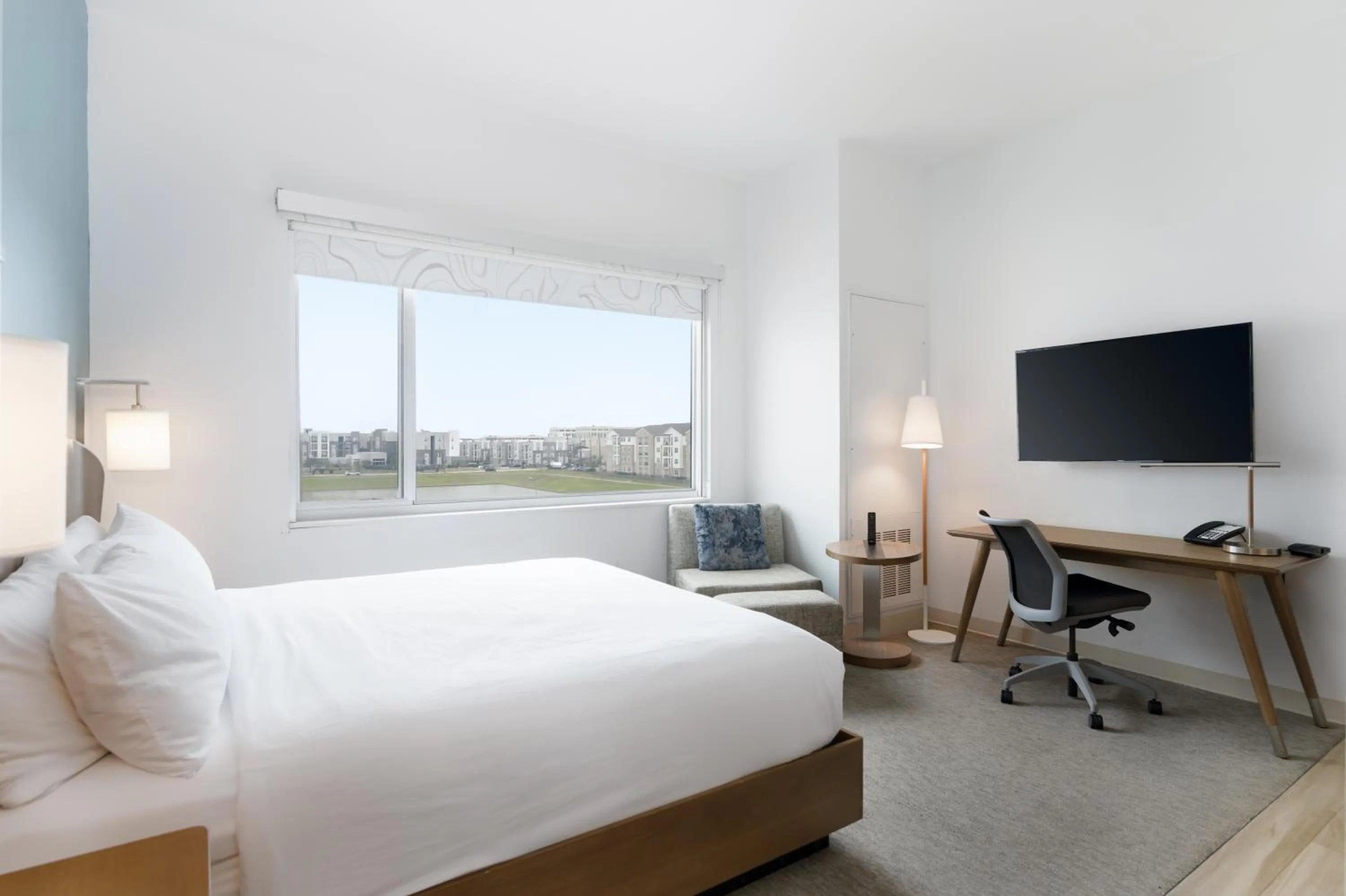 Guests, Bed in Element Houston Katy