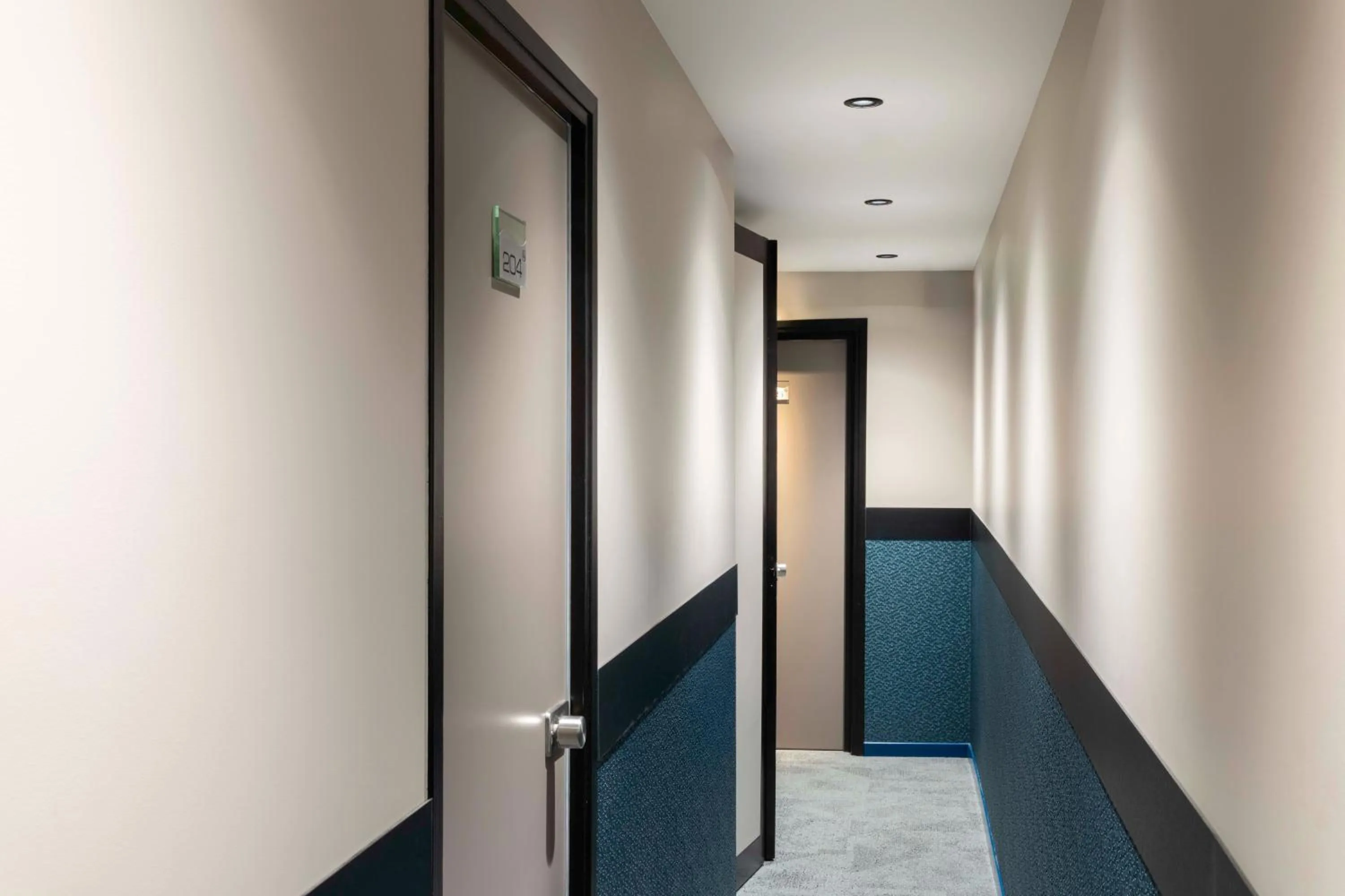 Decorative detail in Hotel Espace Champerret