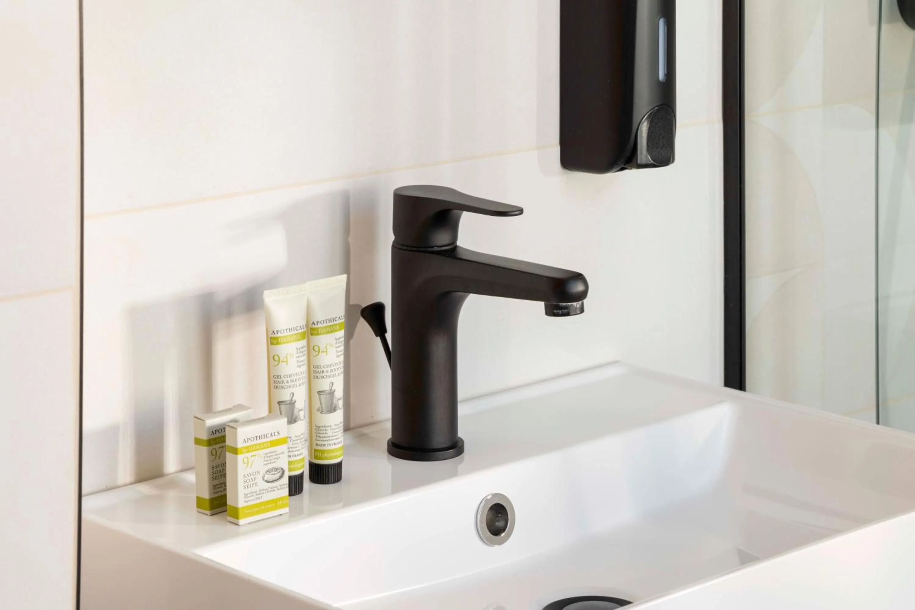 Decorative detail in Hotel Espace Champerret