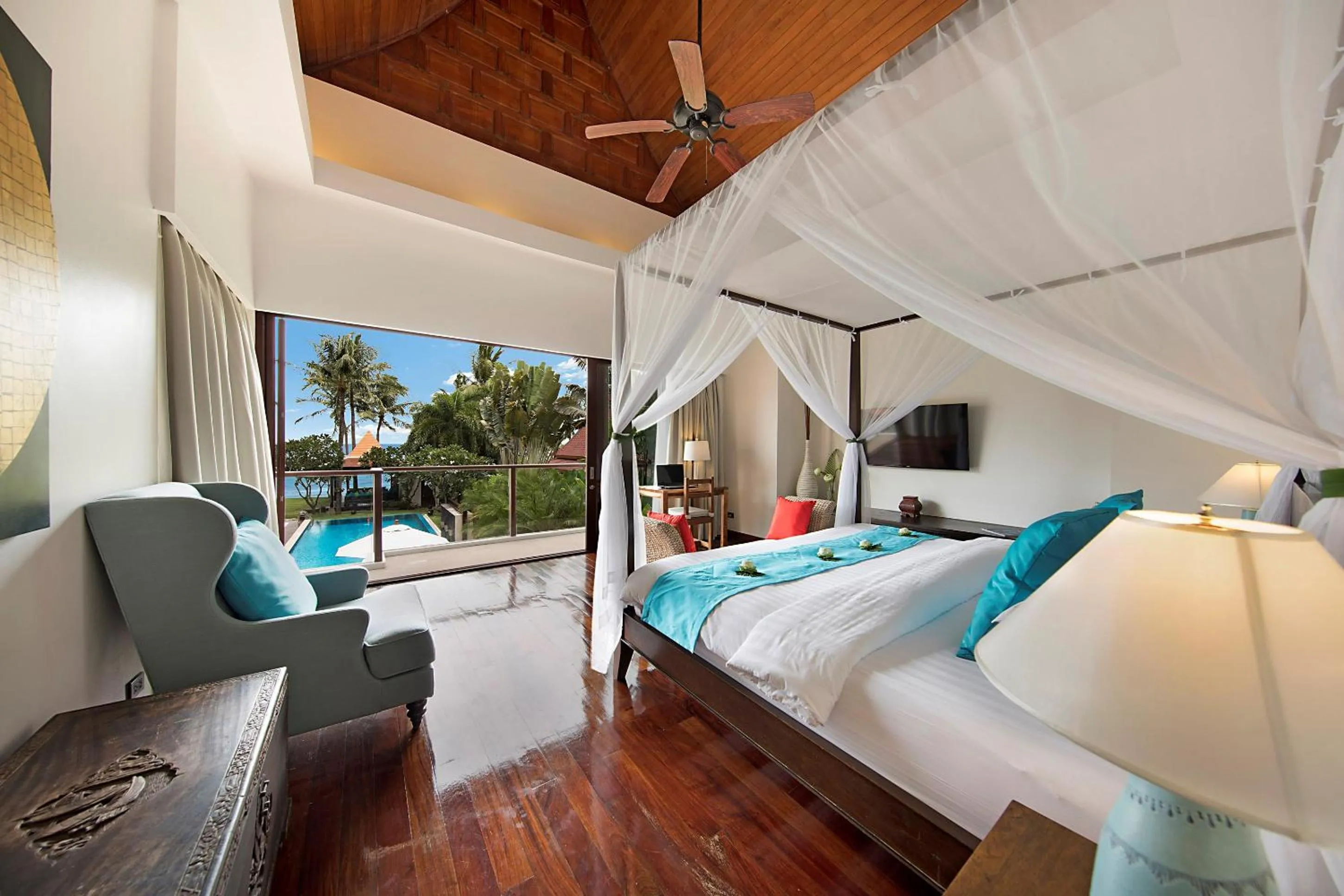 Balcony/Terrace, Bed in Dhevatara Cove