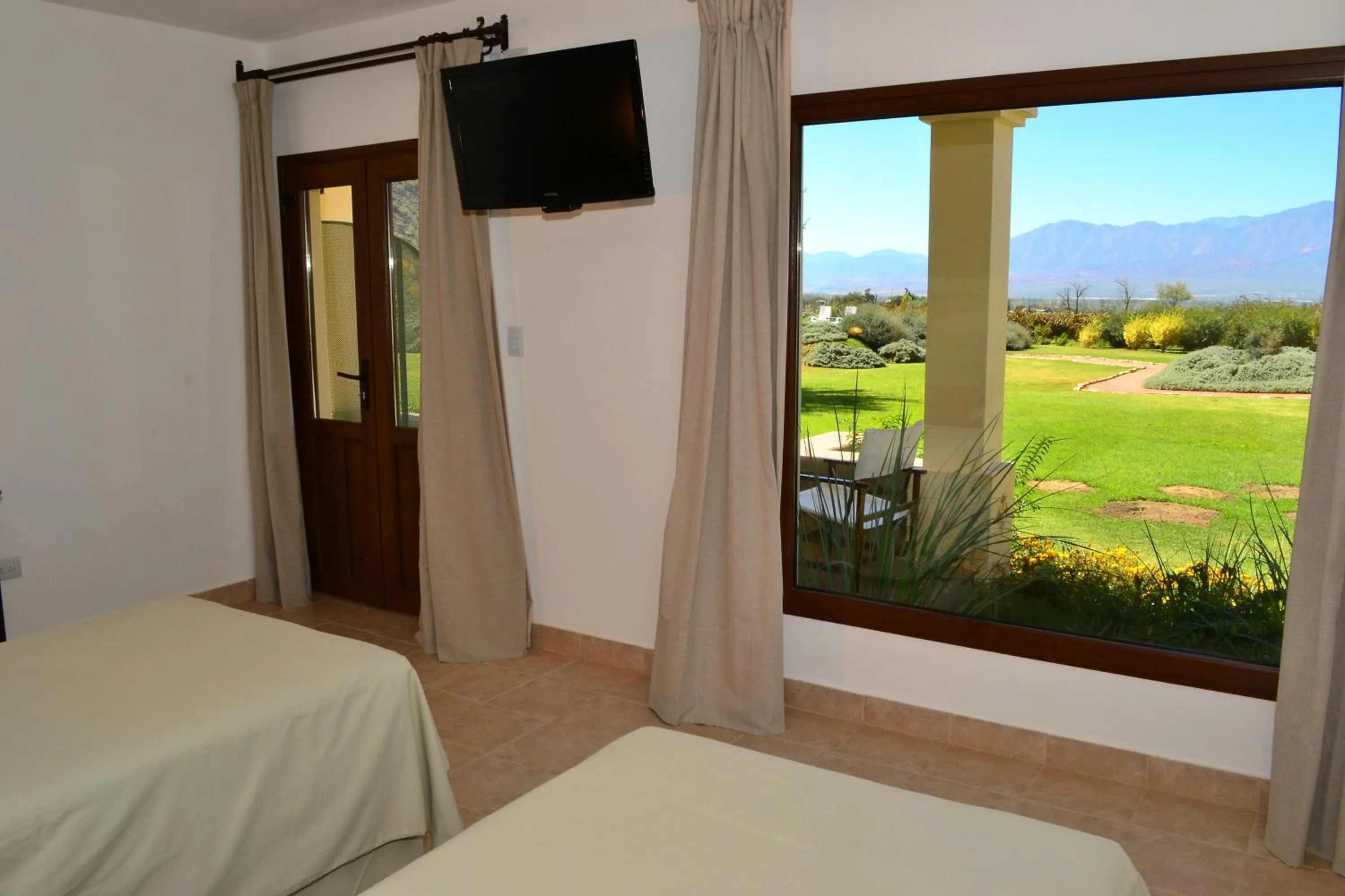 Standard Double or Twin Room with Garden View in Viñas De Cafayate Wine Resort