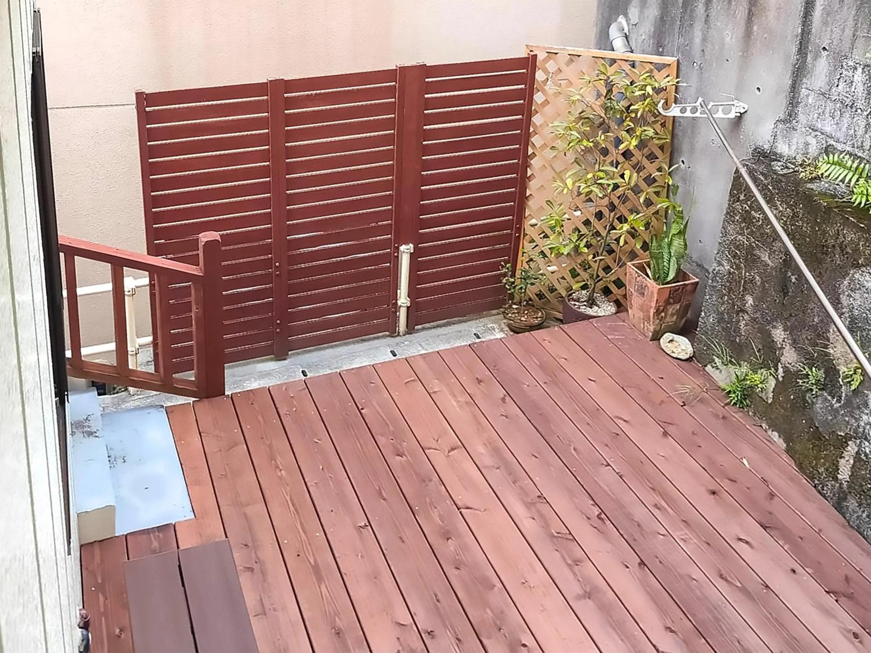 Balcony/Terrace in 国際通りと牧志駅まで徒歩5分 庭付き素敵な古民家 わらゆんSO 松武の古民家Traditional house