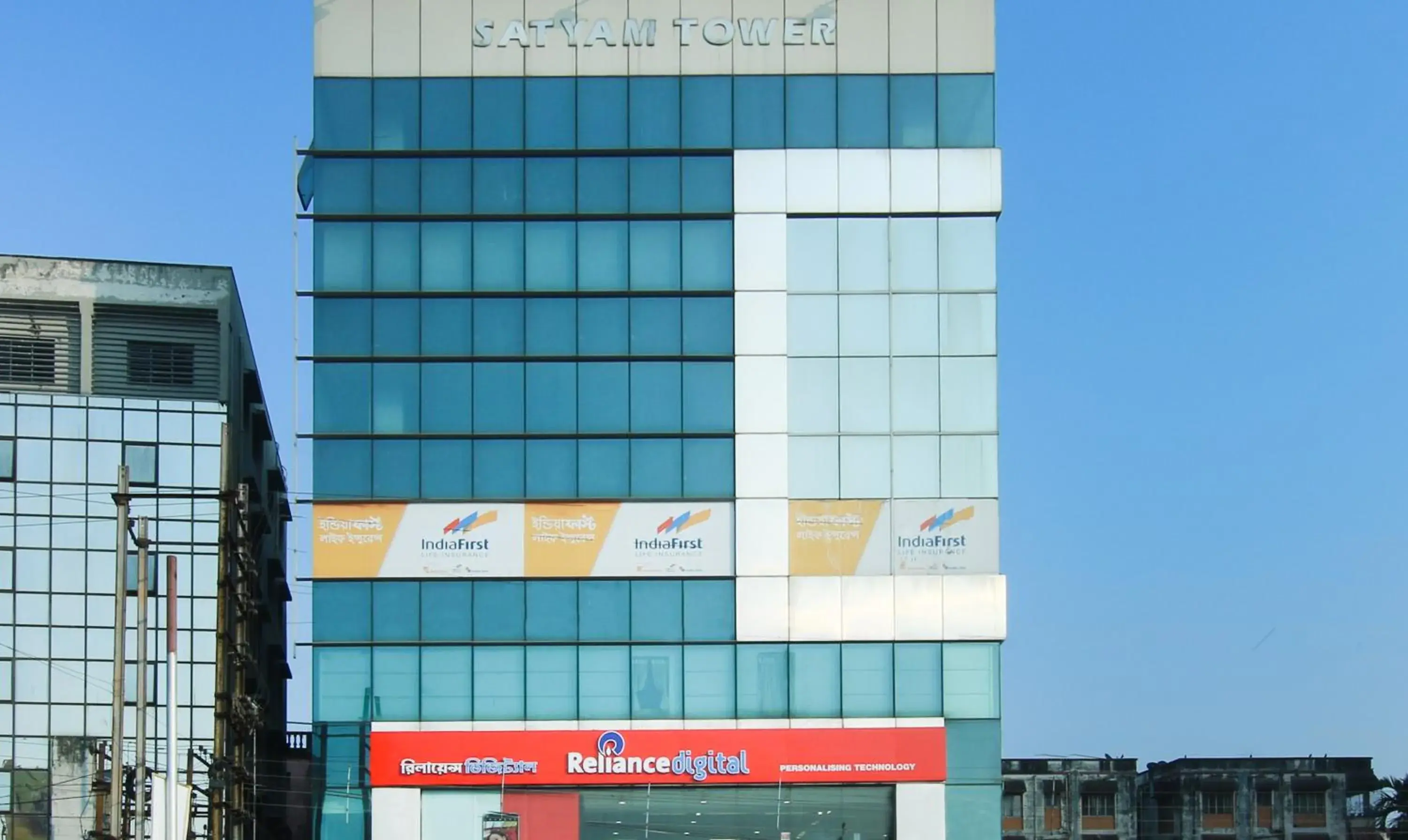 Facade/entrance in Treebo Hoops - Airport, VIP Road Facade/entrance in Treebo Hoops - Airport, VIP Road