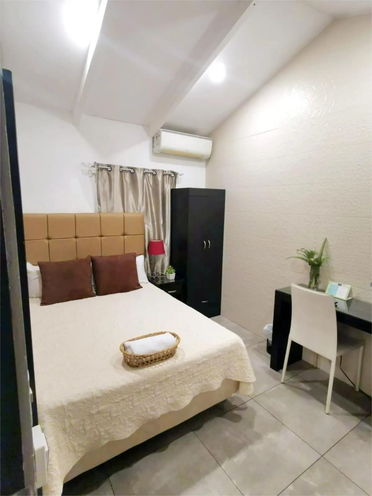 Bedroom, Bed in Hotel Boutique Valverde Santa Elena