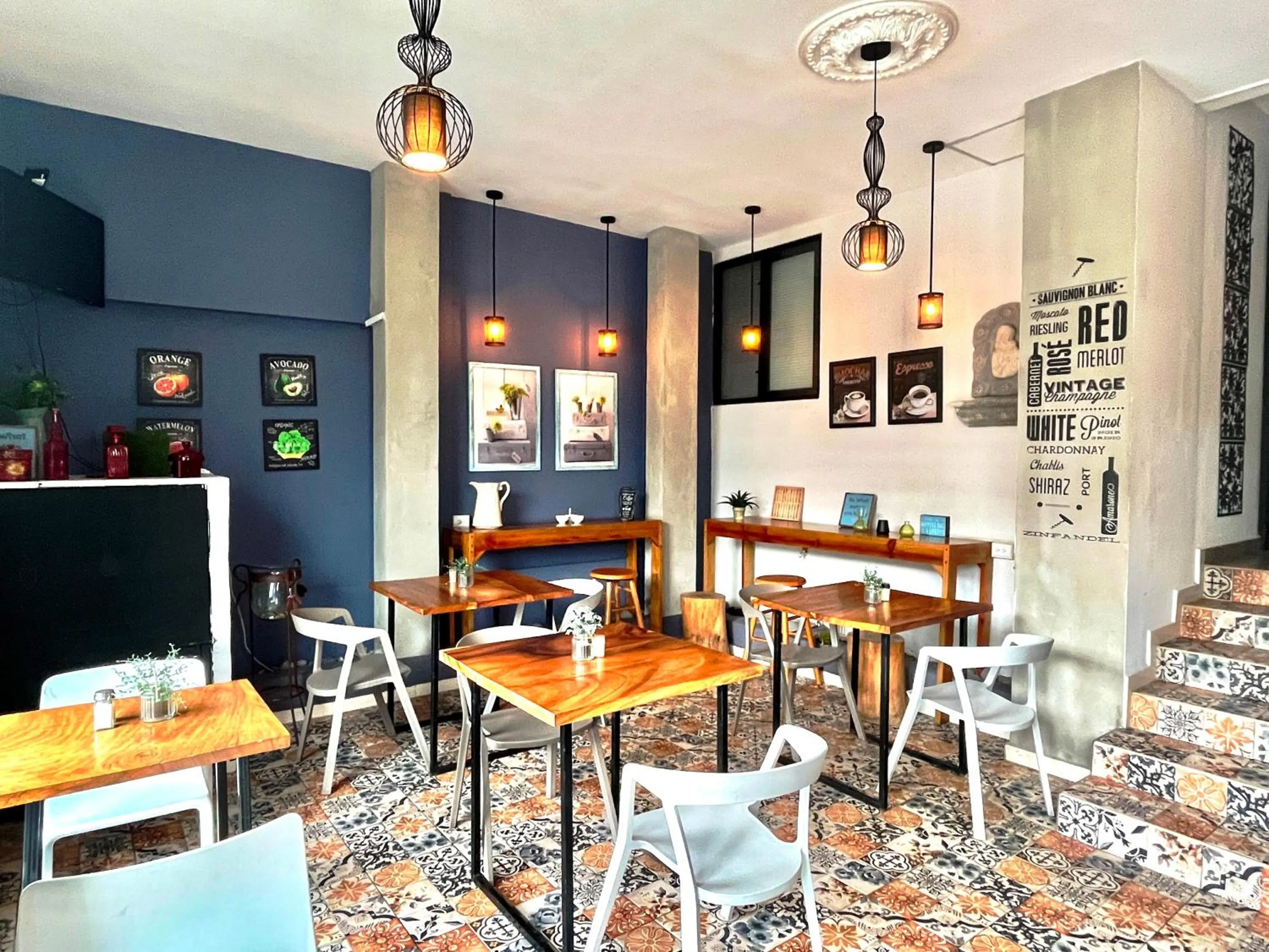 Restaurant/places to eat in Hotel Boutique Valverde Santa Elena