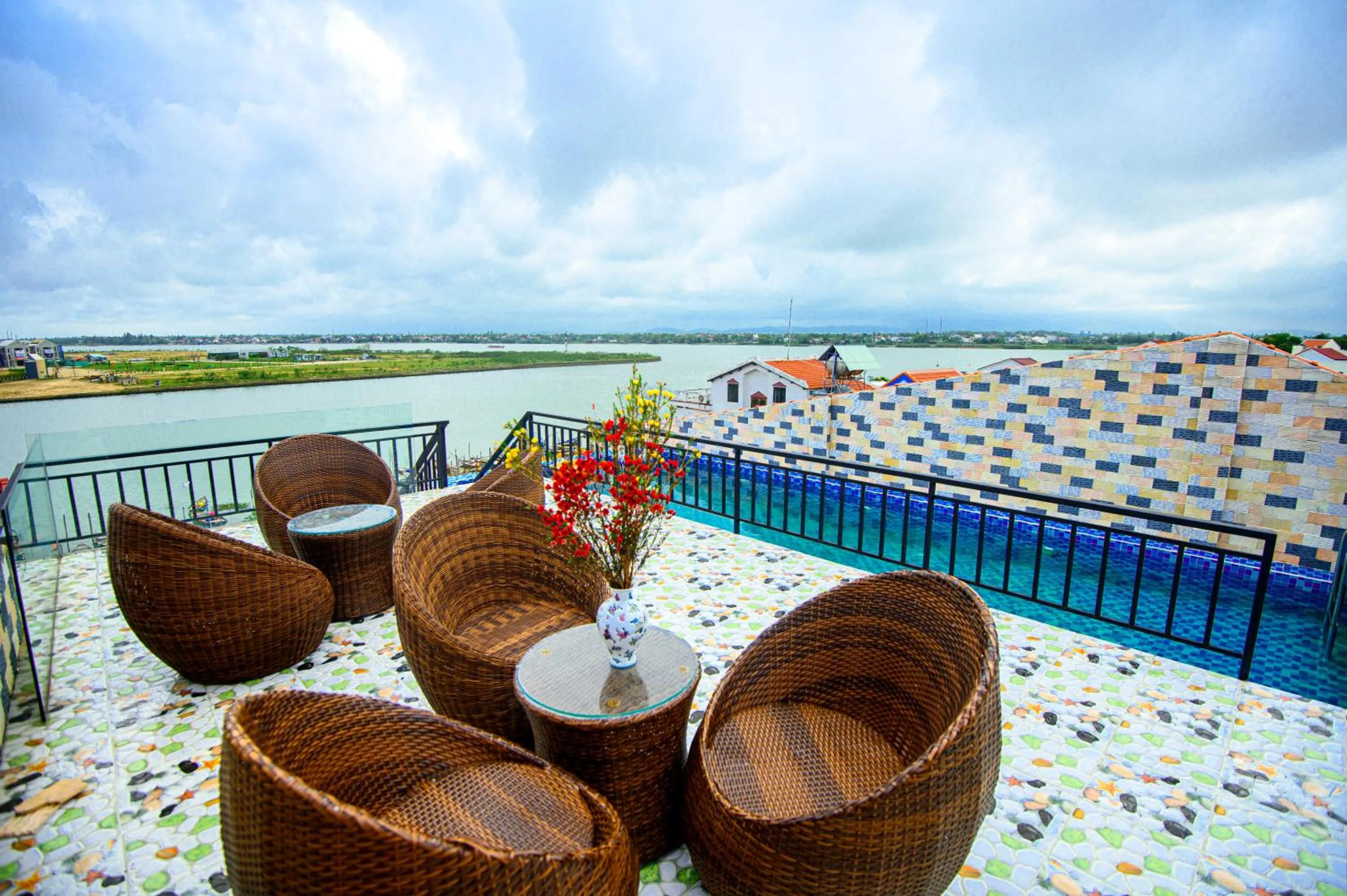 Day in Rockmouse Centre River Villa Hoi An