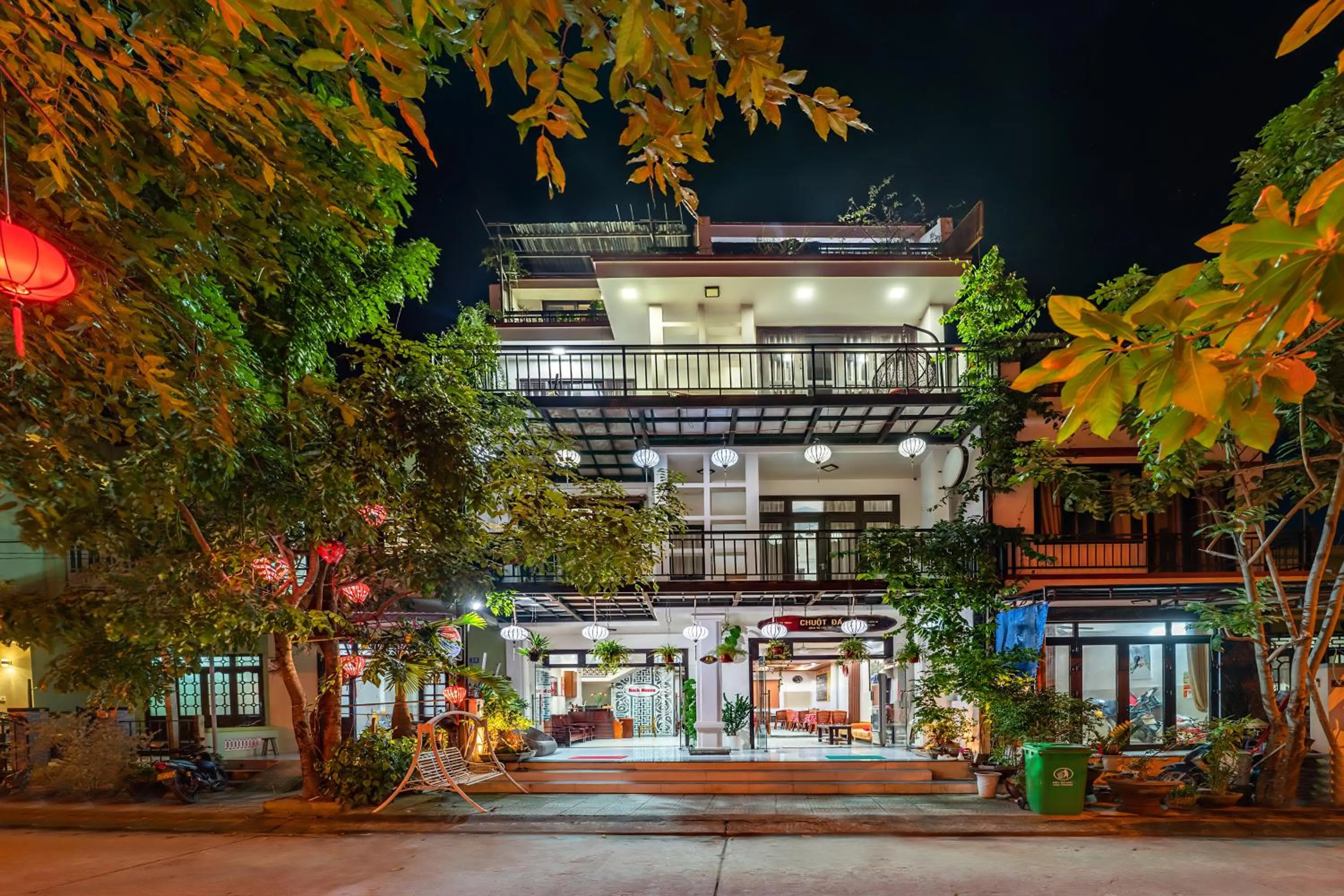 Property building in Rockmouse Centre River Villa Hoi An