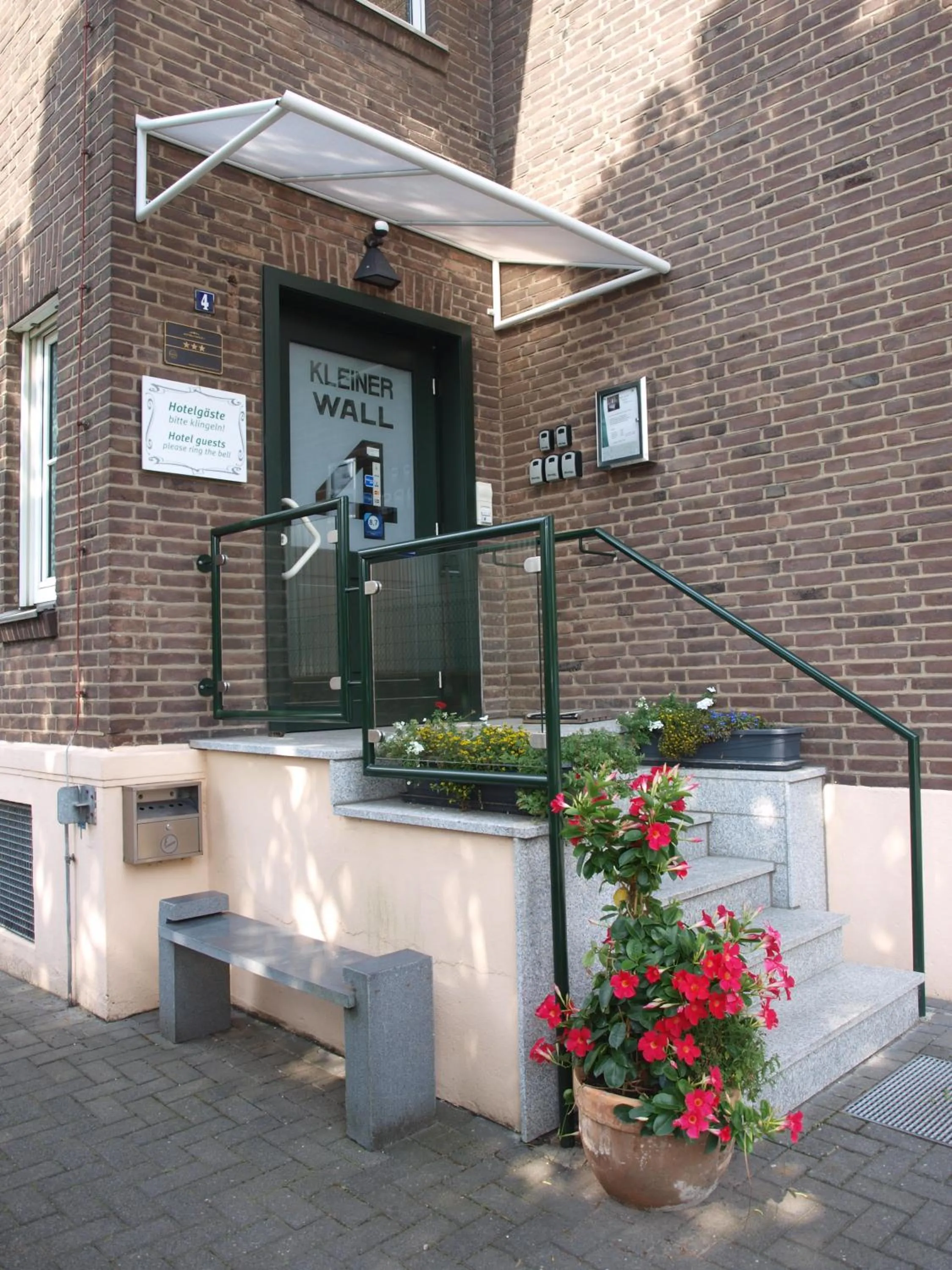 Facade/entrance in Hotel Societät