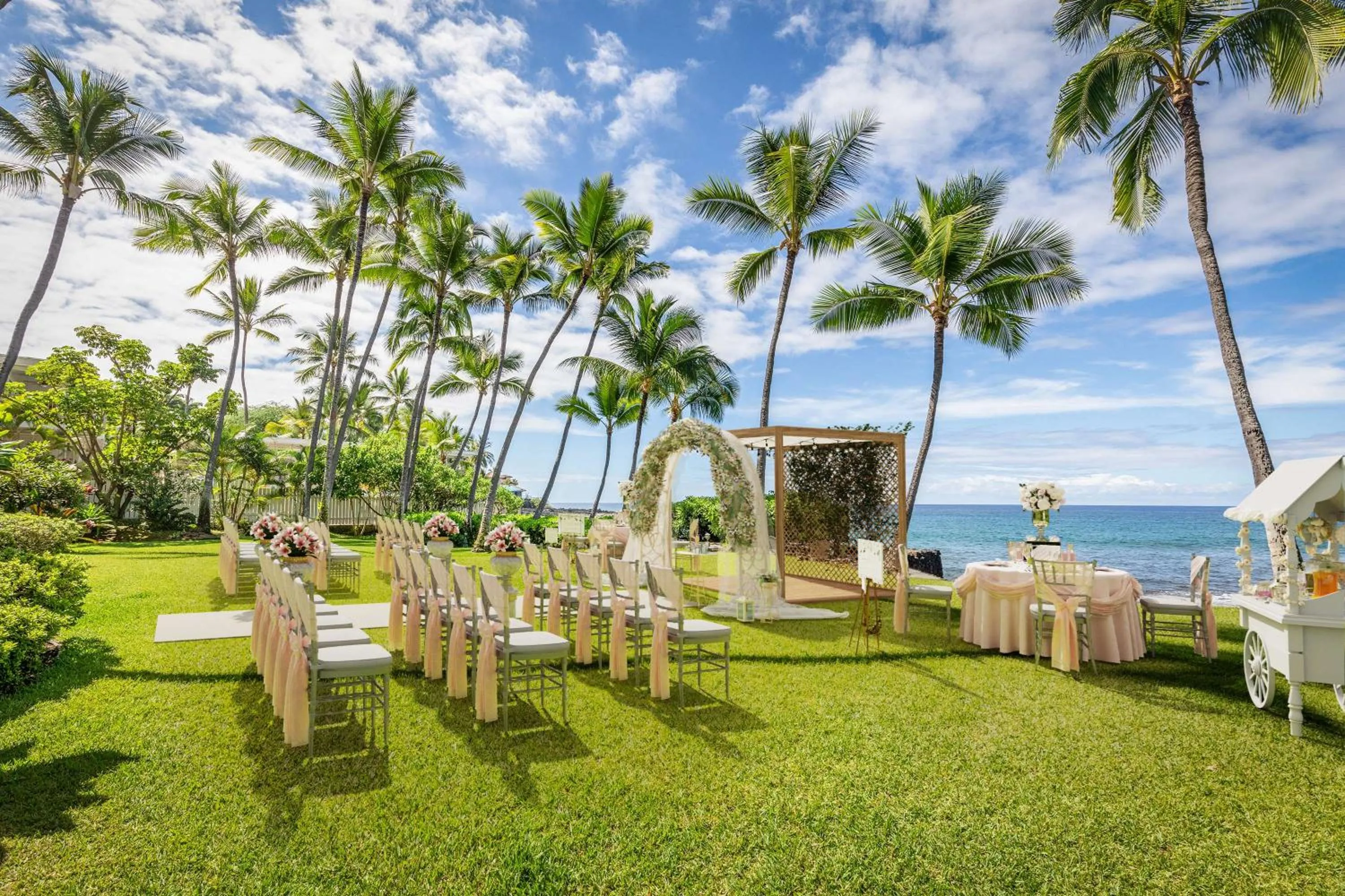 Day in Aston Kona By The Sea