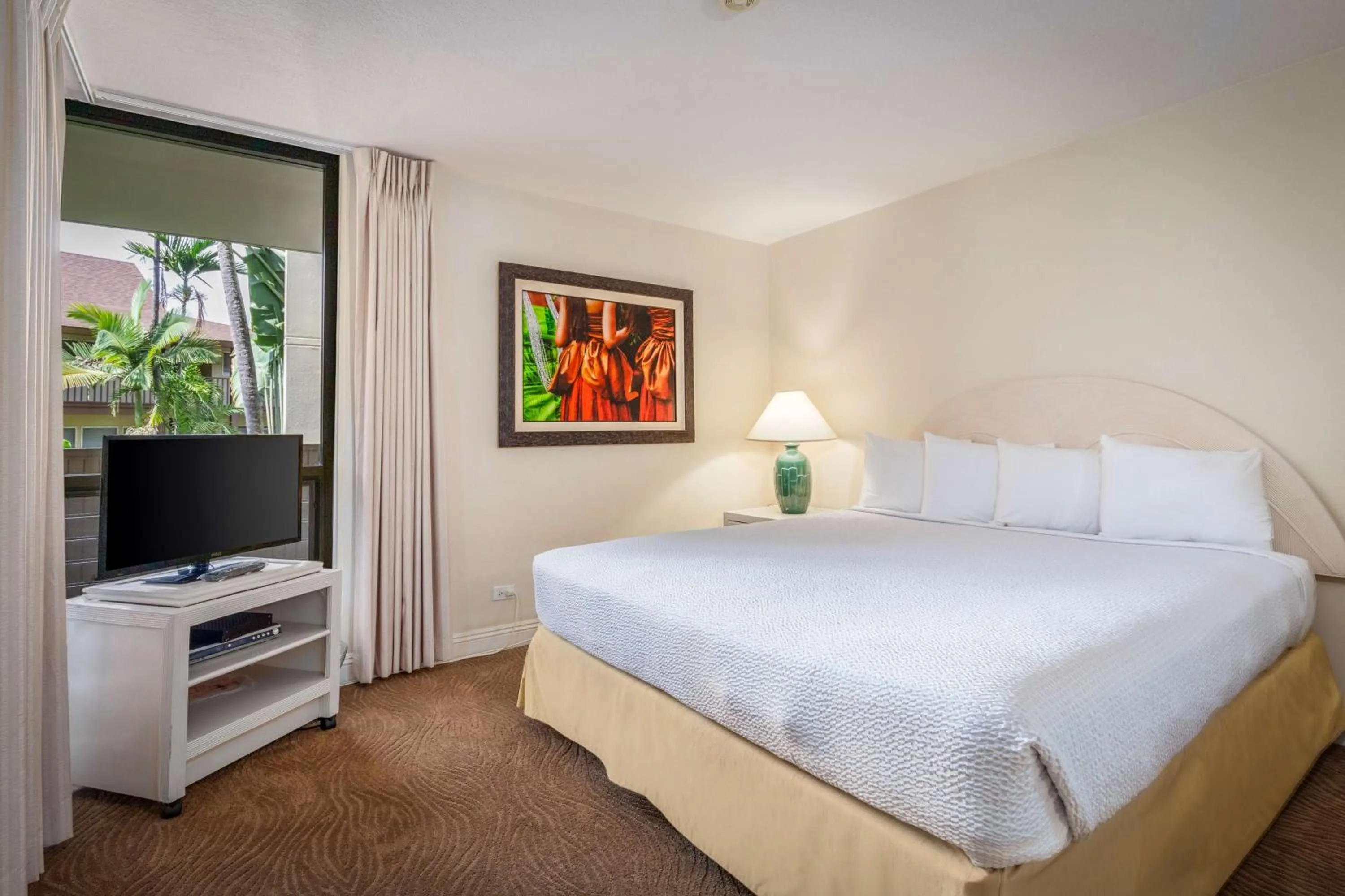 Bed in Aston Kona By The Sea