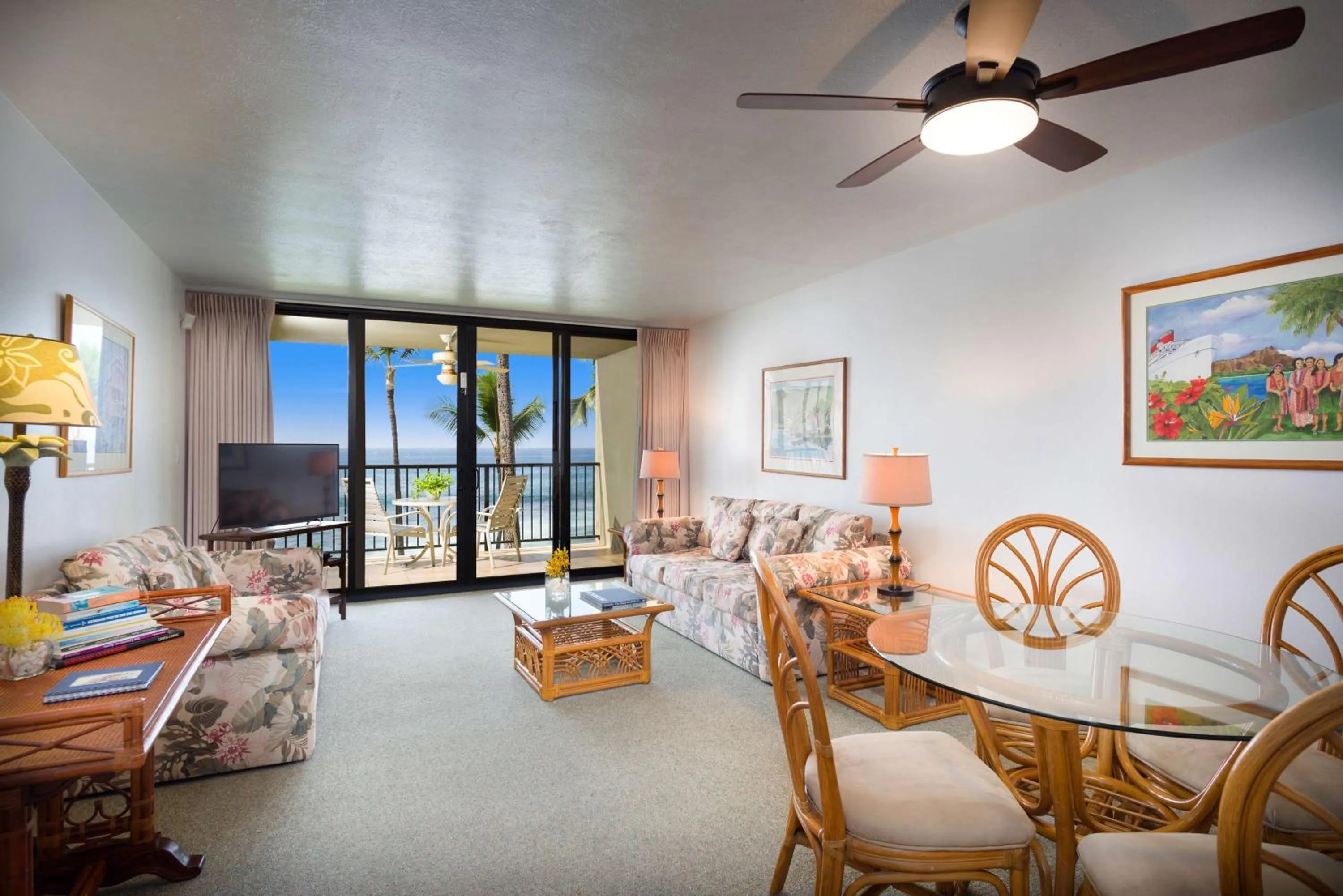 TV and multimedia in Aston Kona By The Sea