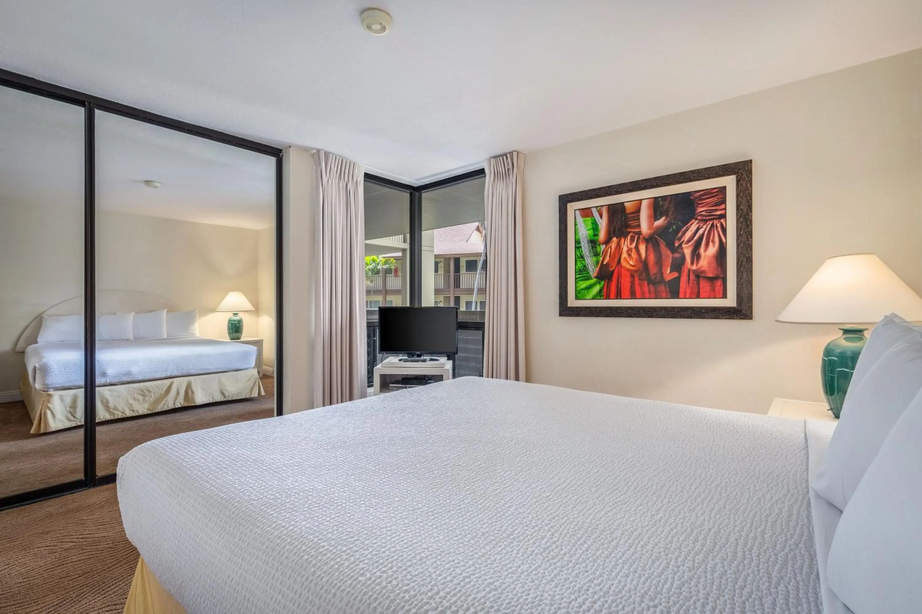 Bed in Aston Kona By The Sea