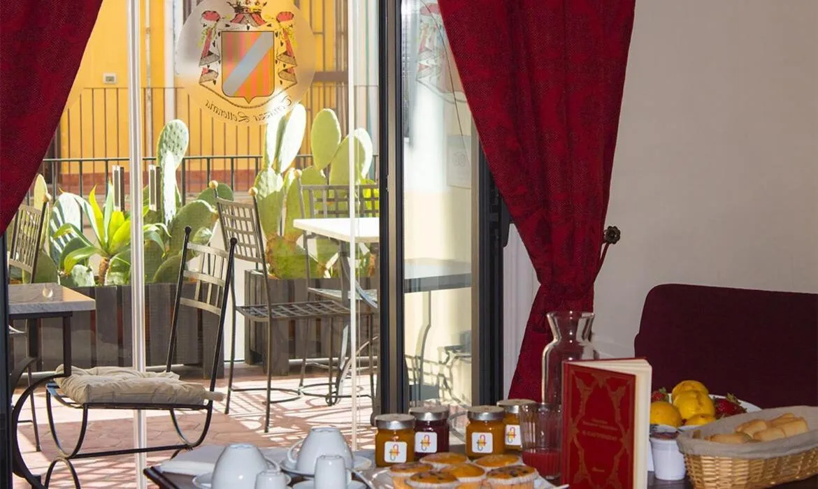 Francalanza City Rooms