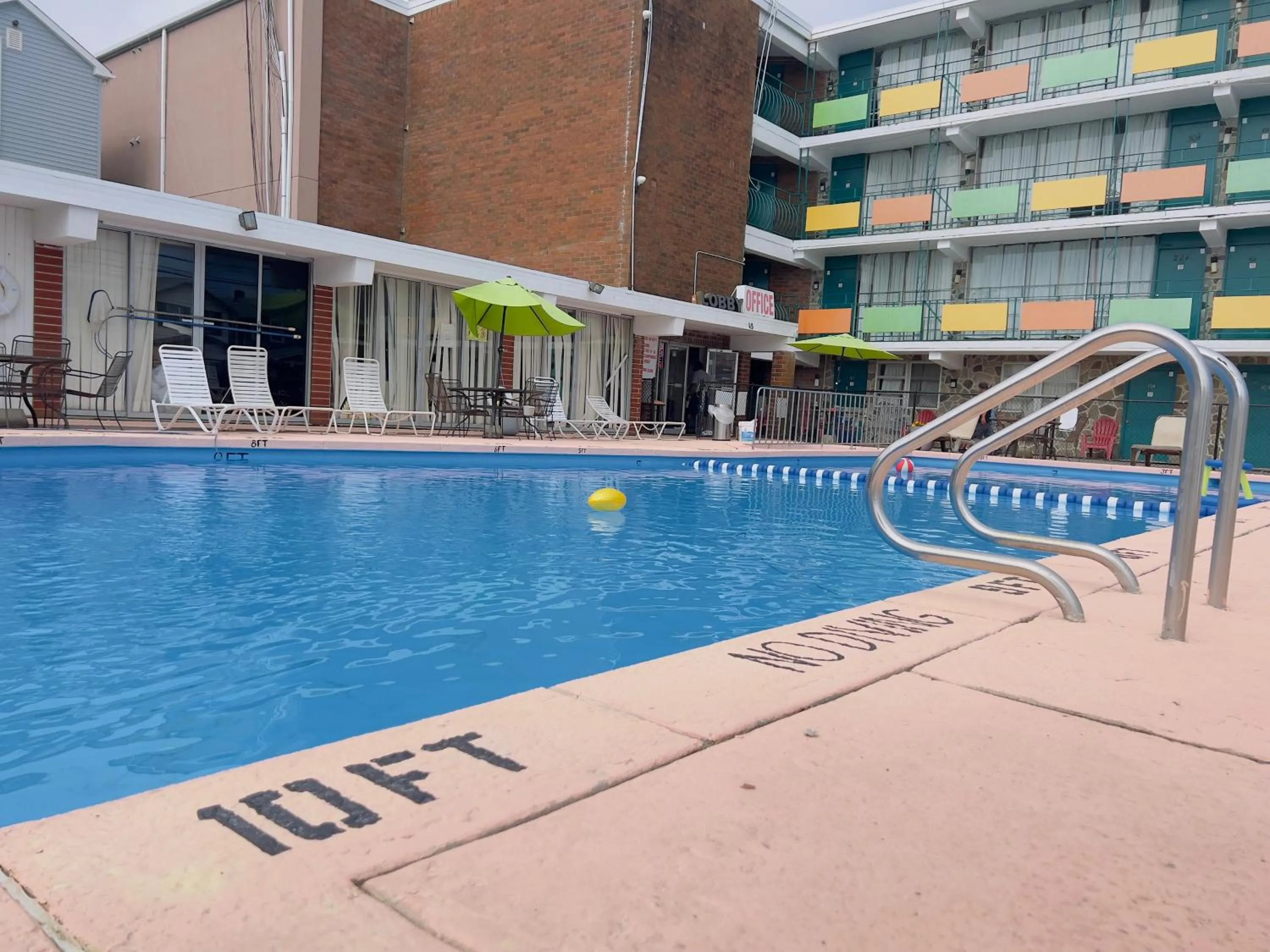 Property building in Skyview Manor Motel