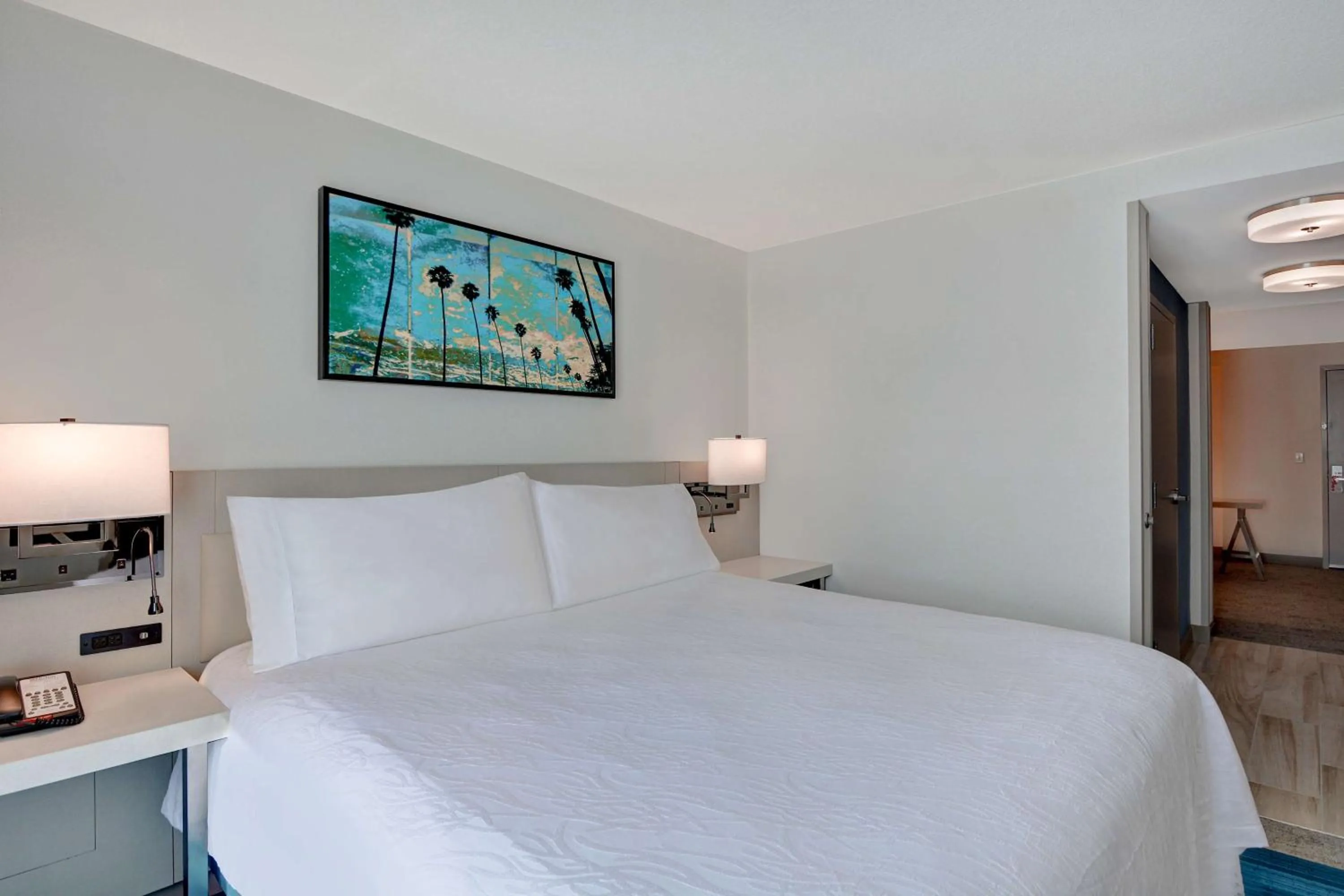 Bed in Hilton Garden Inn Jacksonville Orange Park