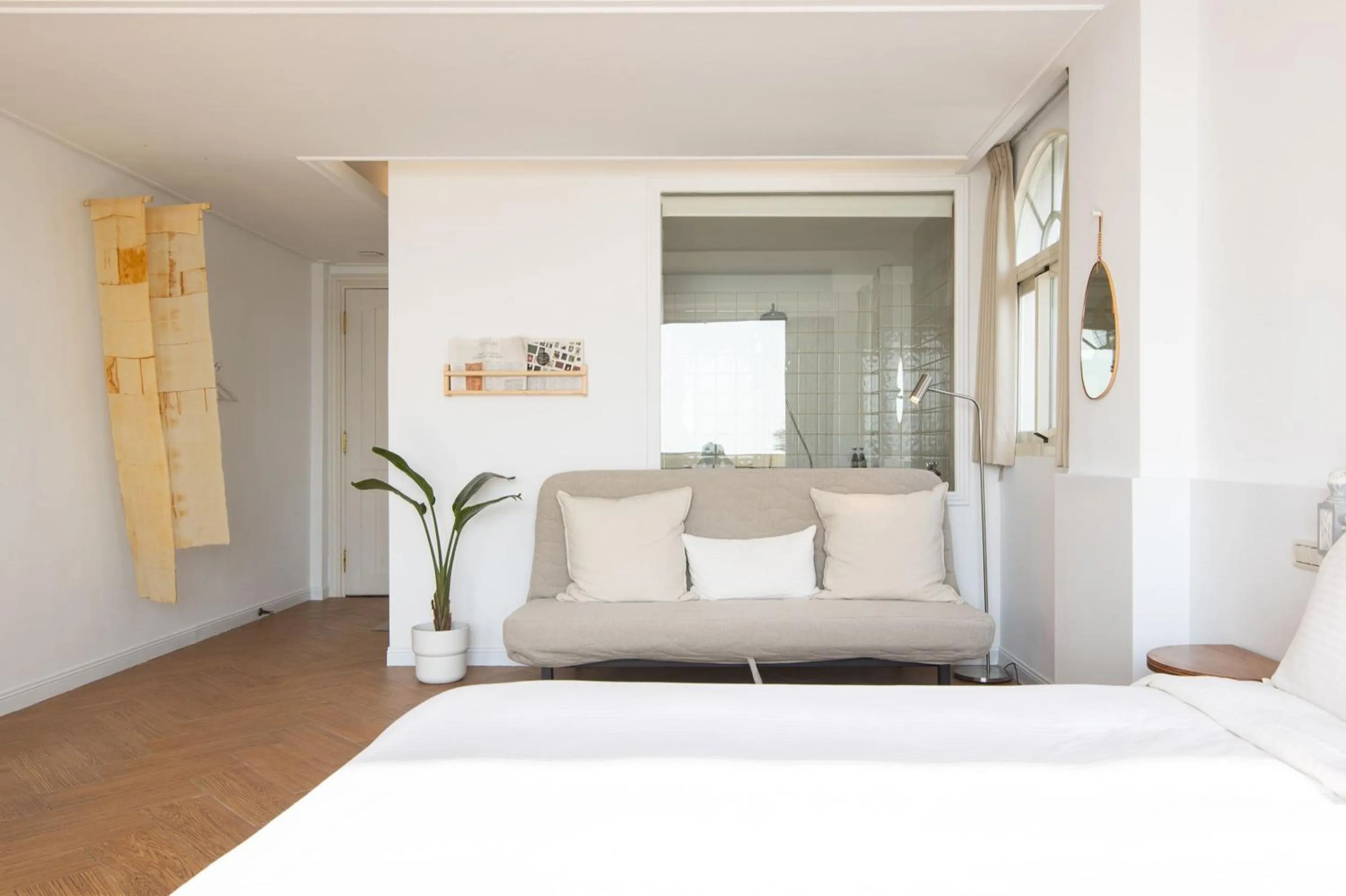 Photo of the whole room, Bed in OwlStay The Salt