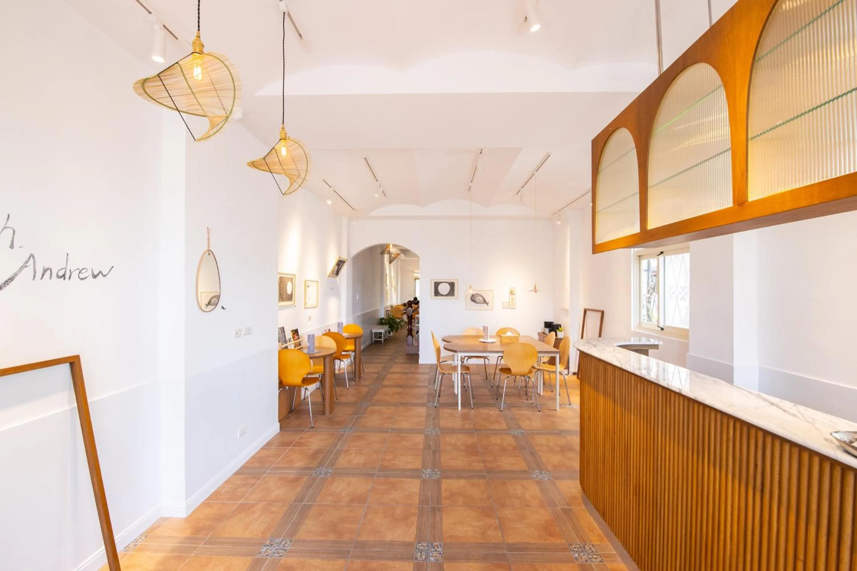 Dining area in OwlStay The Salt