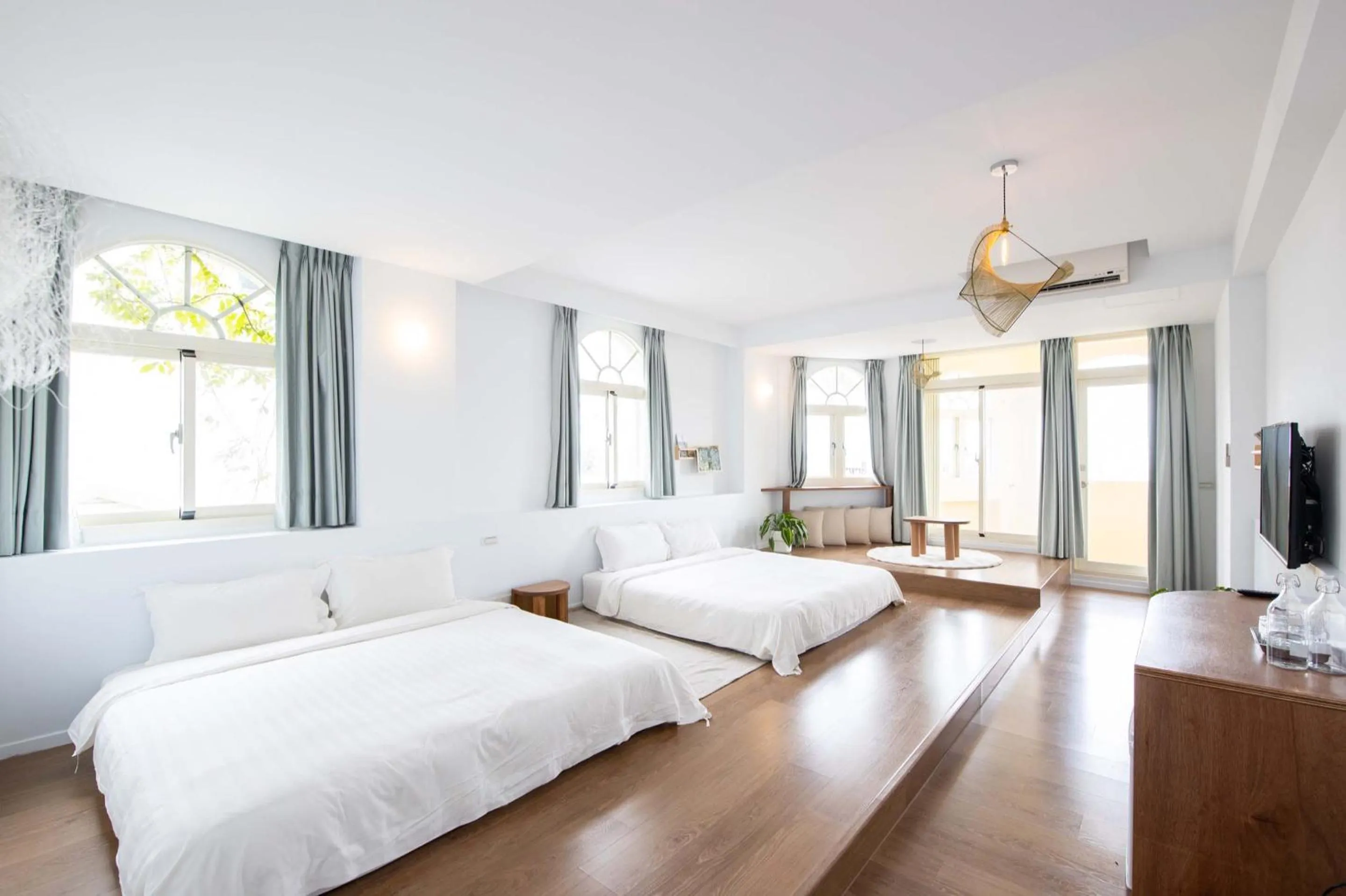 Photo of the whole room, Bed in OwlStay The Salt